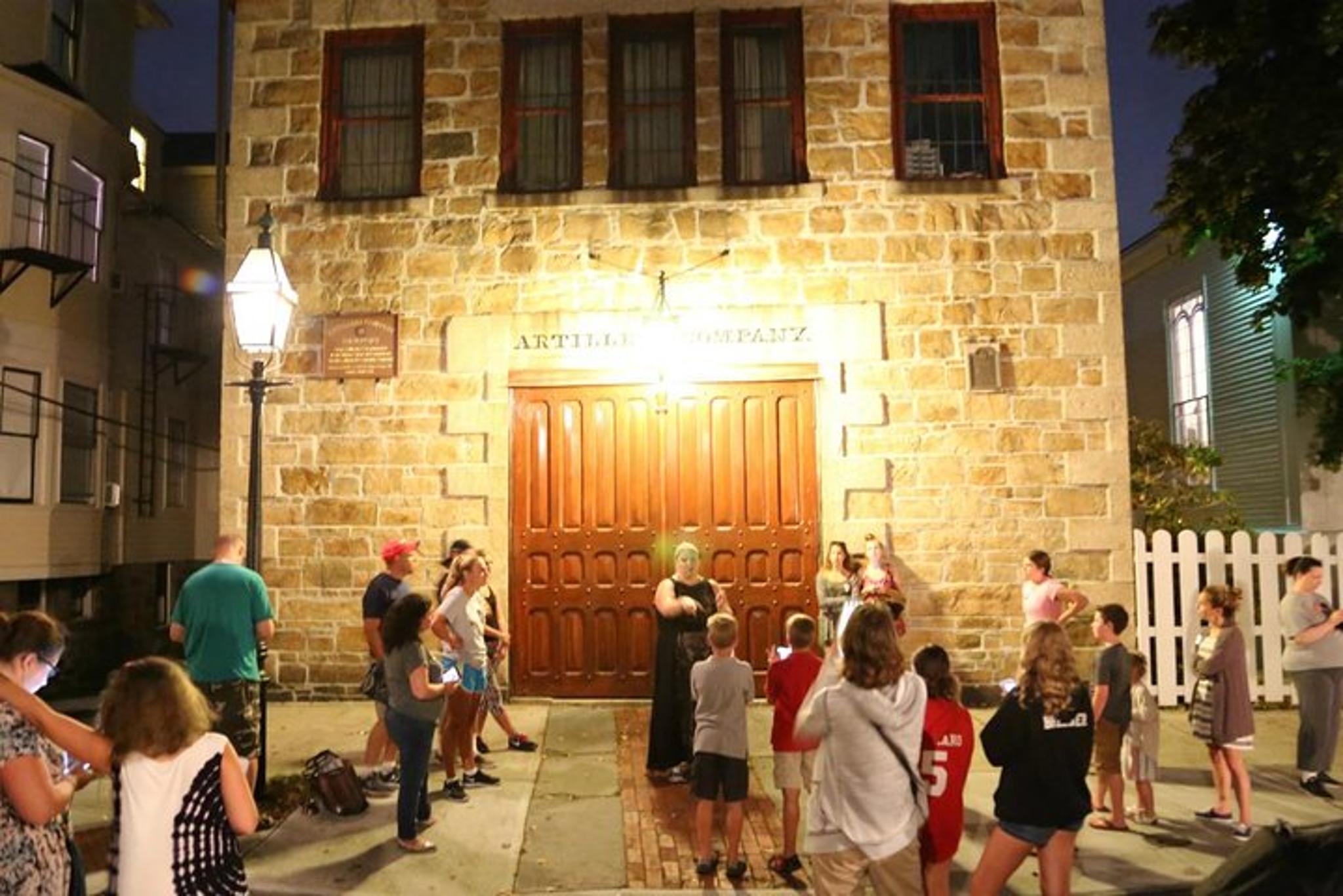 Newport Ghost Walking Tour