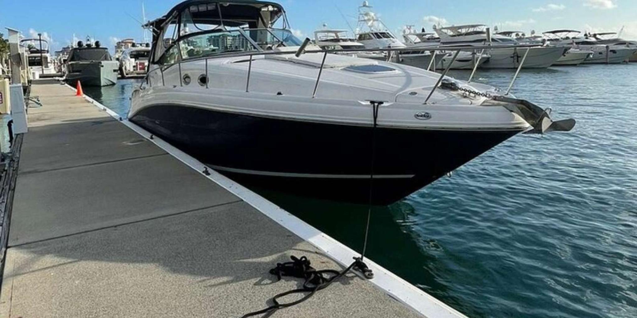 Miami Private Yacht Cruise - Image 5