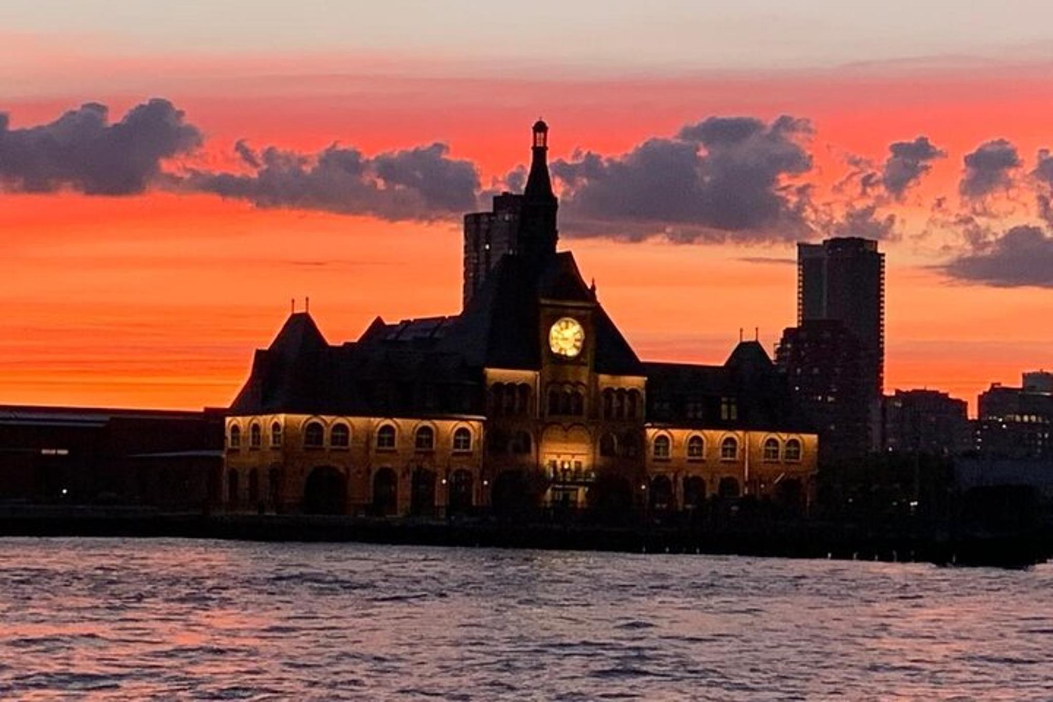 New York City Sunset Sail - Image 4