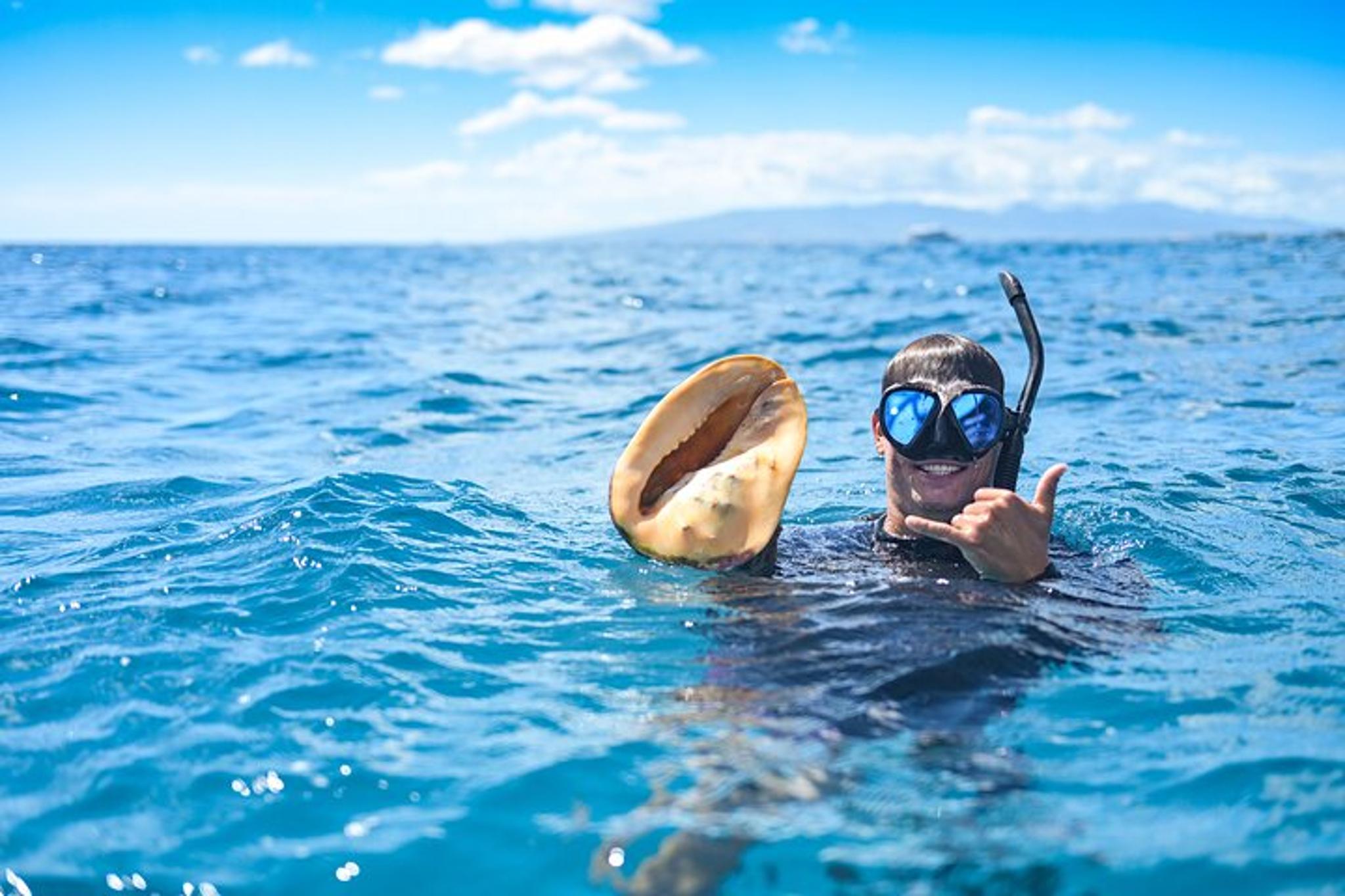Waikiki Snorkel Retreat for Couples 2 hr - Image 3