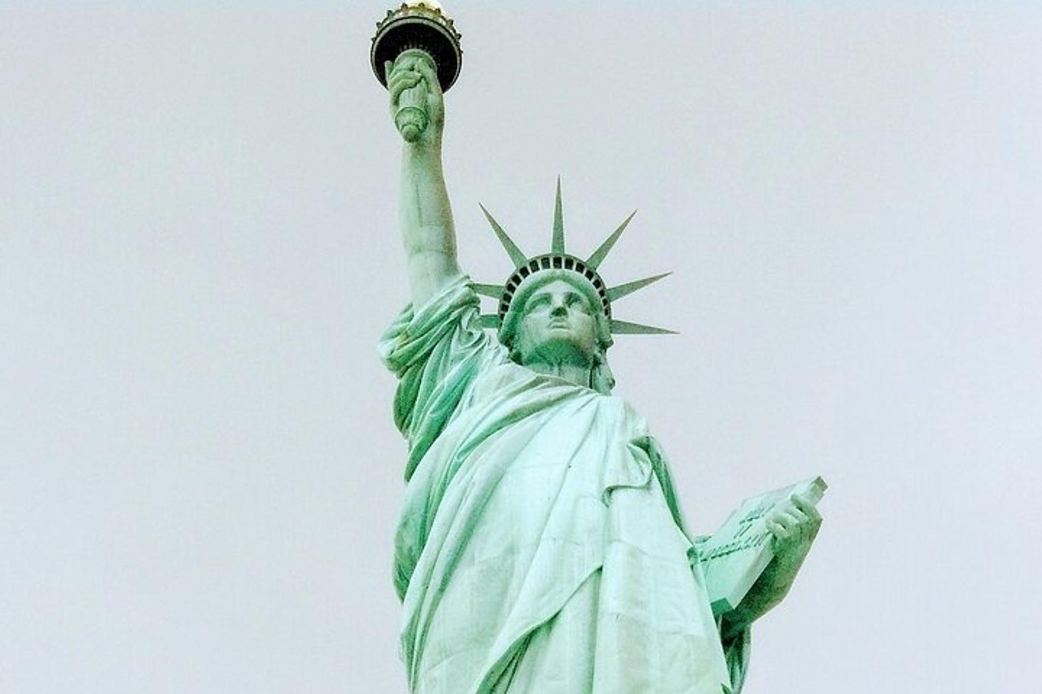 New York Statue of Liberty Guided Tour - Image 3