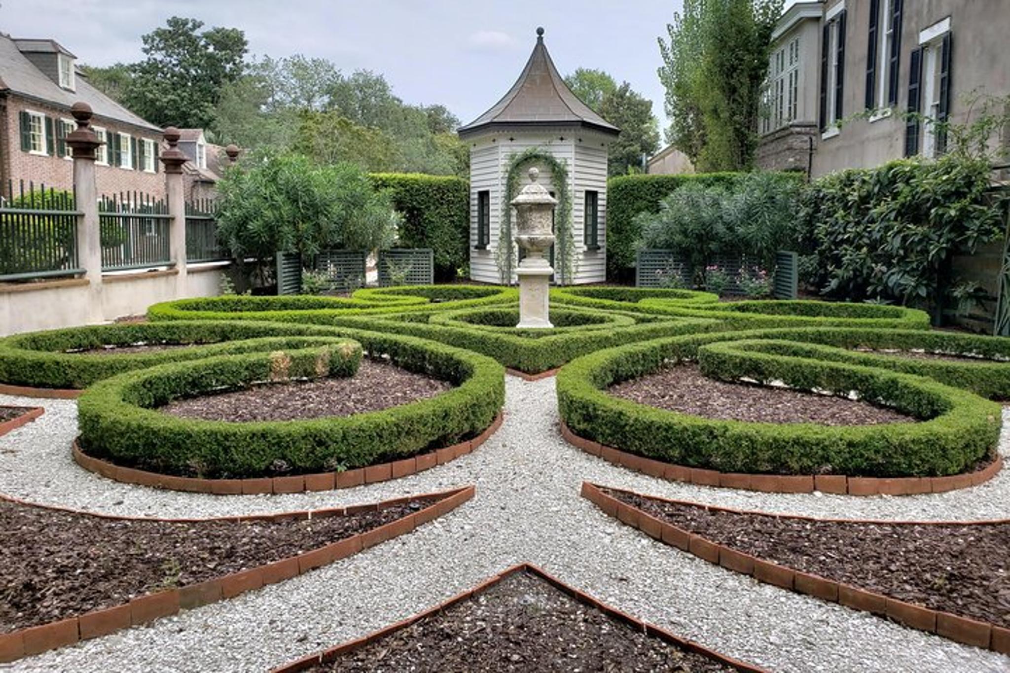 Charleston Walking Tour Off The Beaten Path 2 hr