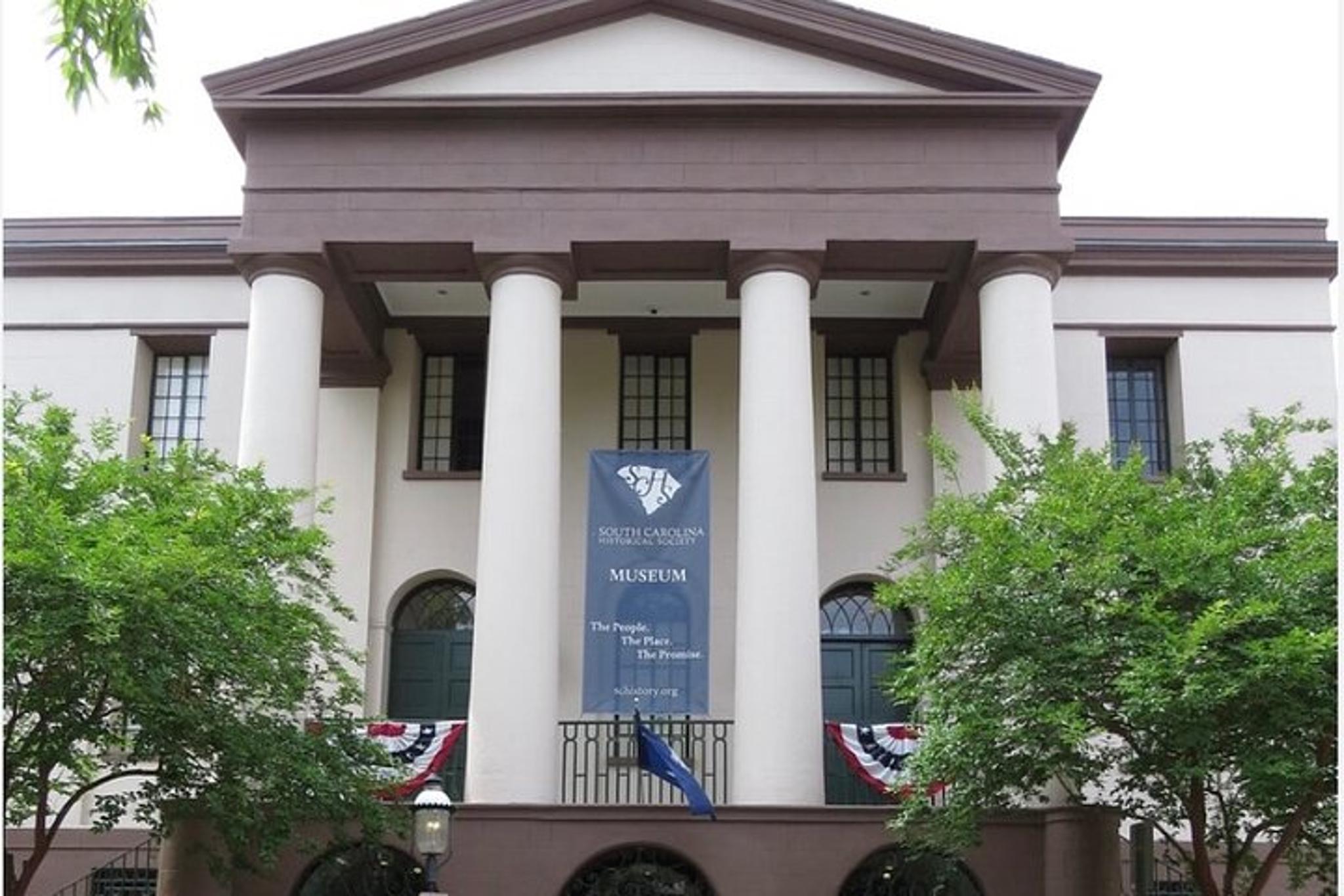 Charleston Colonial Tavern and History Museum Visit - Image 1