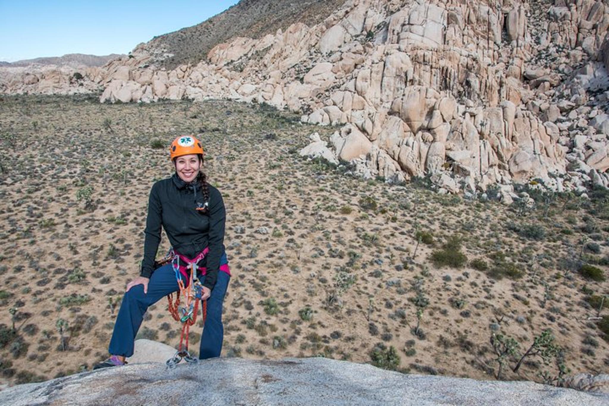 Joshua Tree Rappelling Adventure 8 hr
