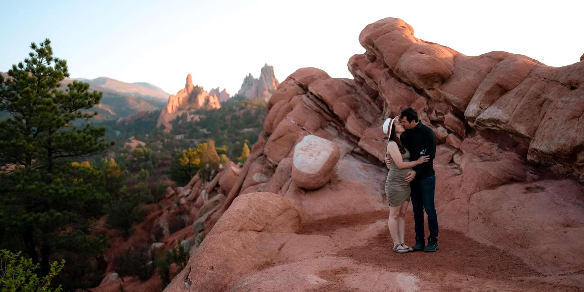 Colorado Springs Photoshoot in Garden of the Gods - Image 5