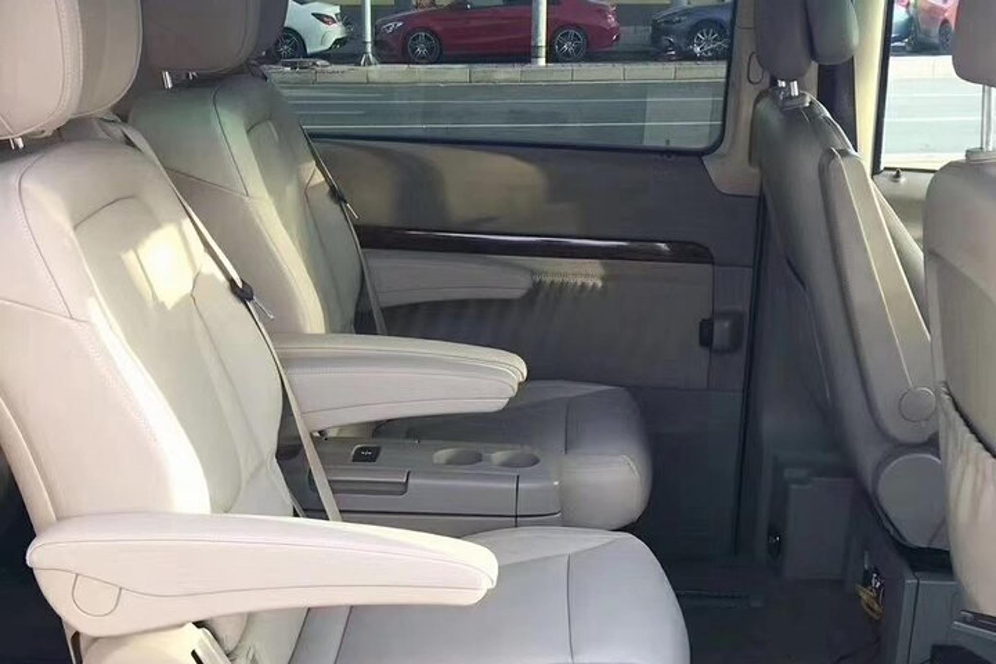 New York Airport Private Transfer - Image 5