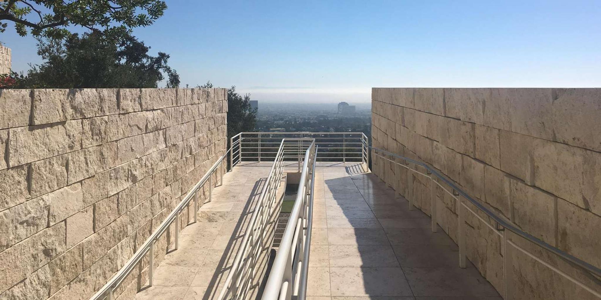 Los Angeles Getty Center Architecture & Art Tour - Image 6