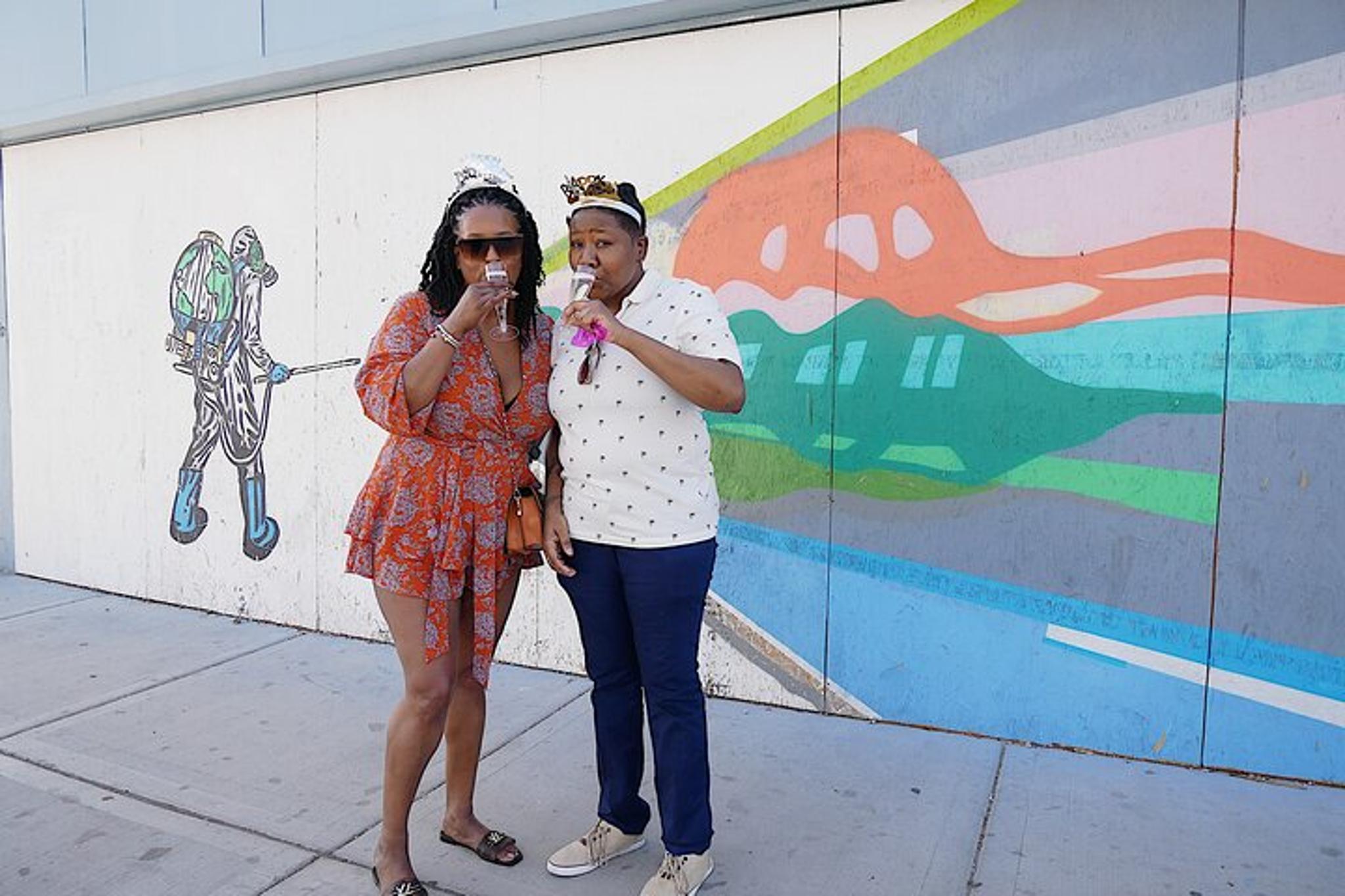 Las Vegas Vintage Shopping Tour with Photos and Lunch - Image 4