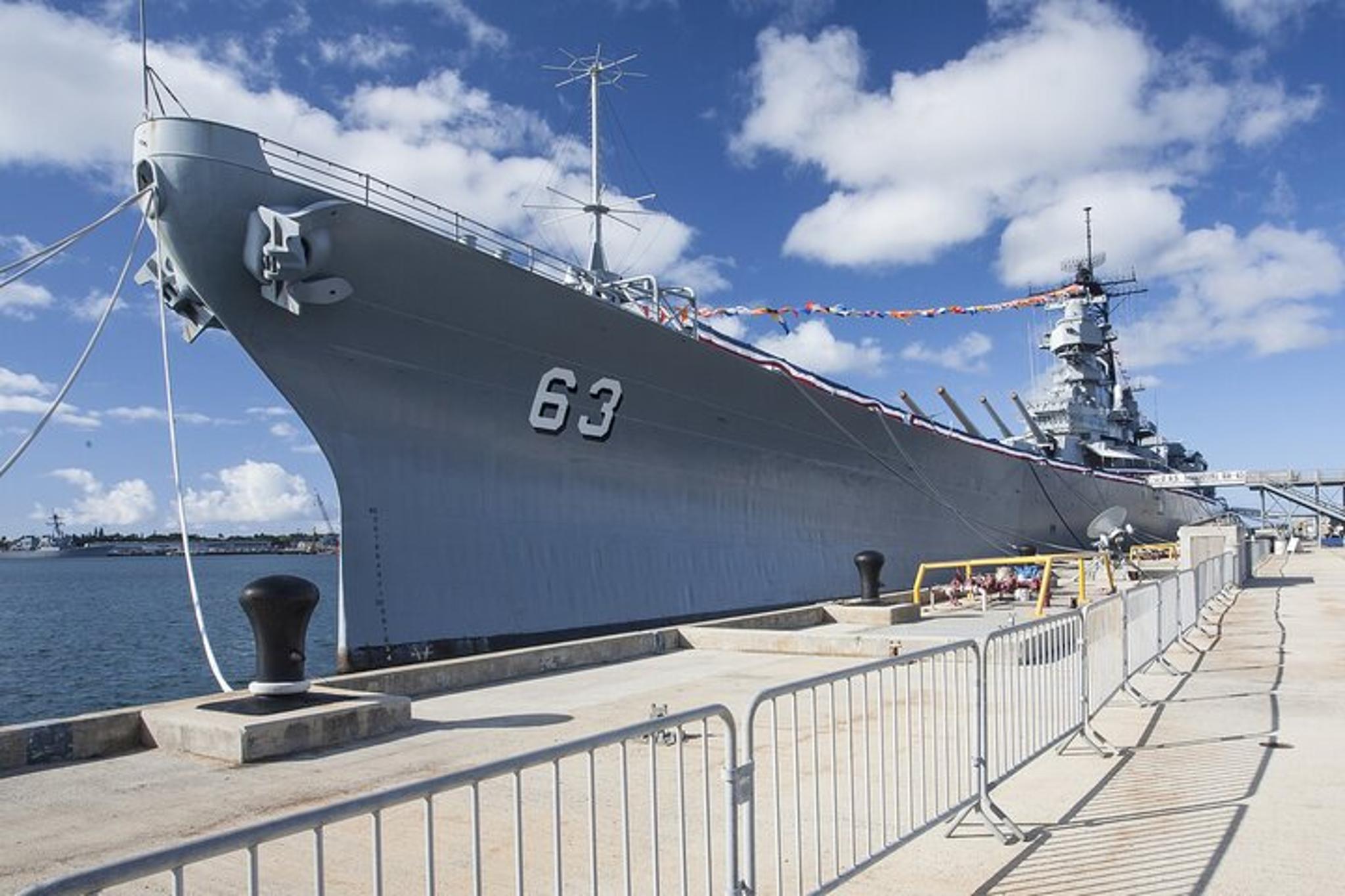 Honolulu USS Arizona and USS Missouri Tour - Image 4