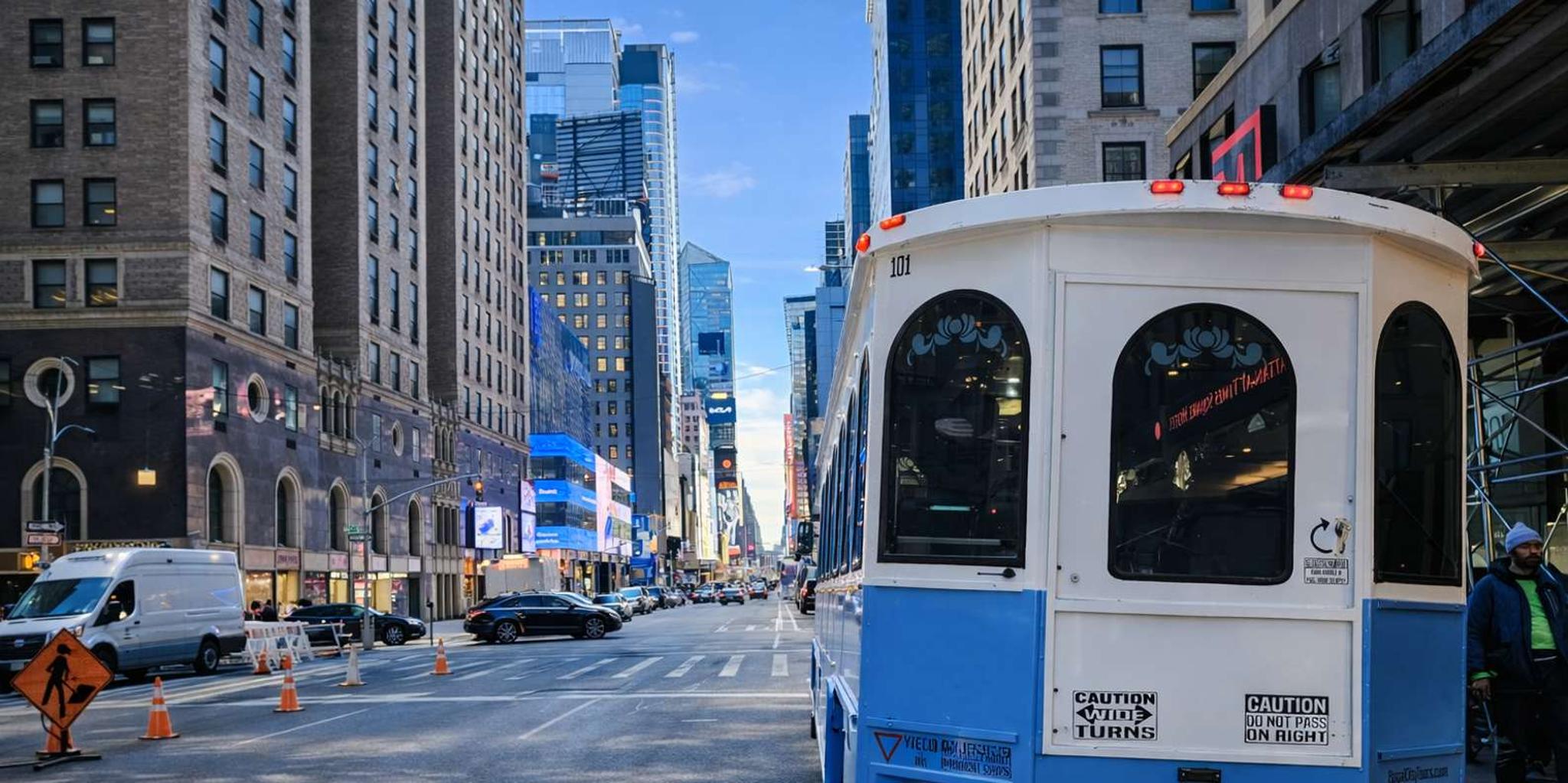 New York City Trolley Tour of Manhattan Highlights - Image 2