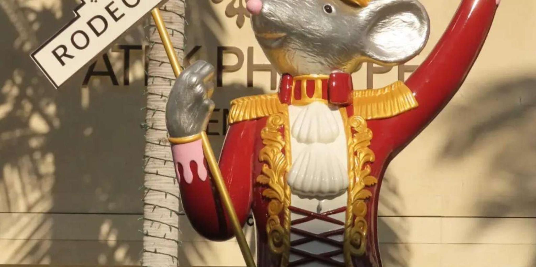 Los Angeles Holiday Lights Tour with LACMA Stop - Image 2