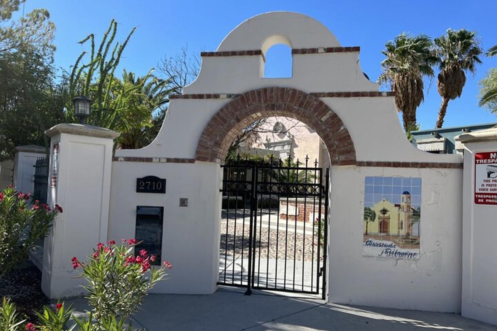 Las Vegas Celebrity Homes Tour - Image 5