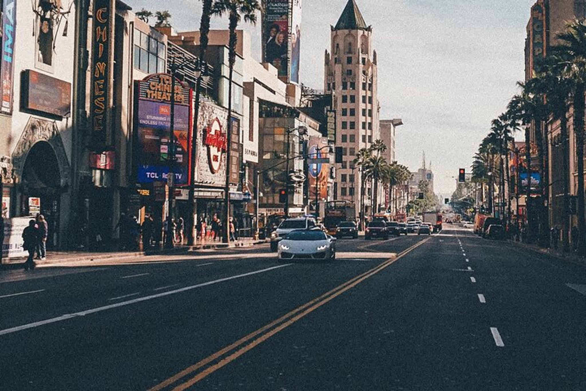 Hollywood Ghost Walking Tour 90 Min - Image 1