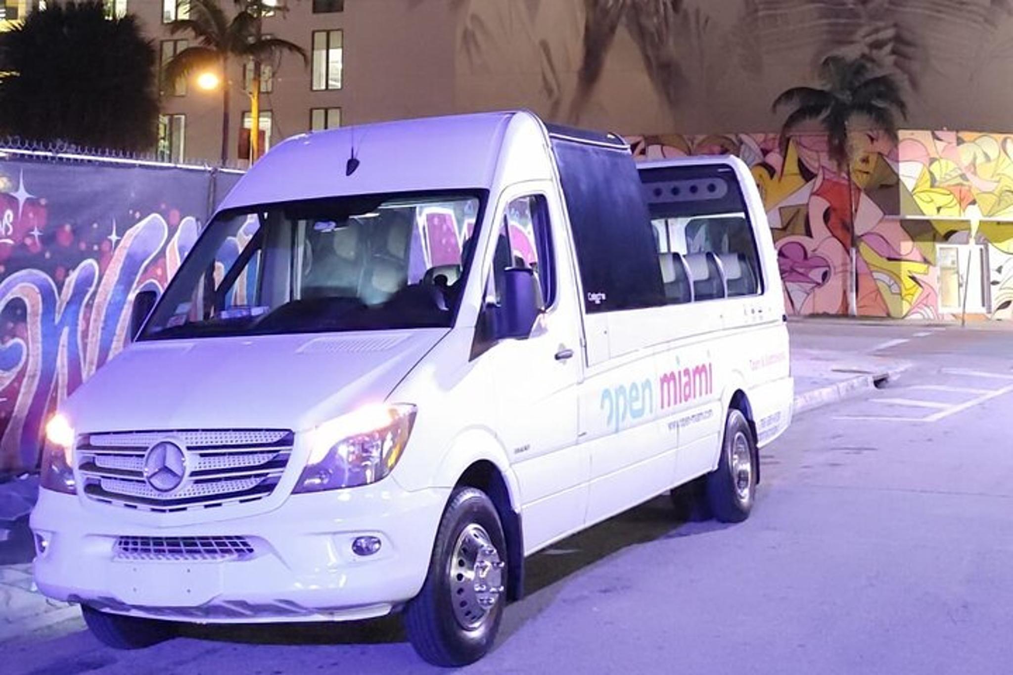 Miami Night Tour by Cabriolet Bus - Image 4