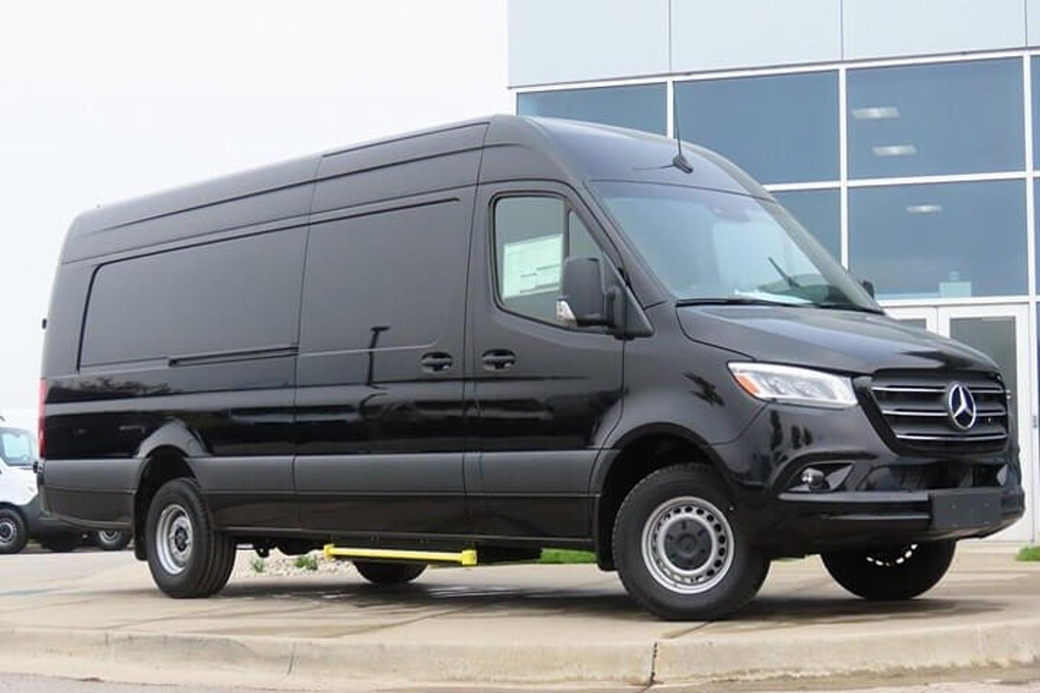 Baltimore Private Airport Transfer - Image 1