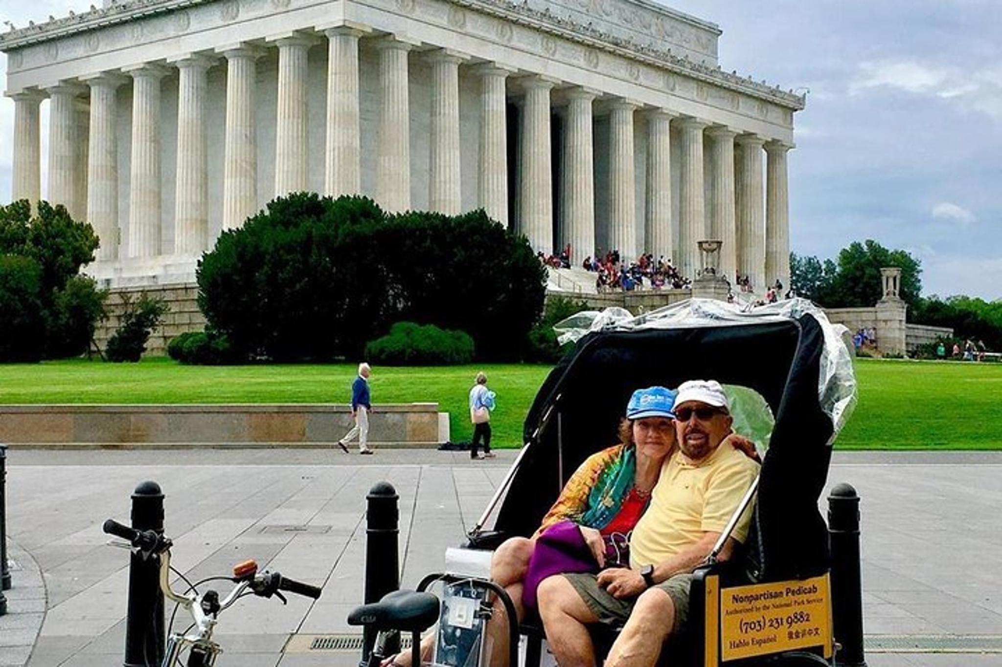 Washington DC Monuments & Memorials Tour - Image 3