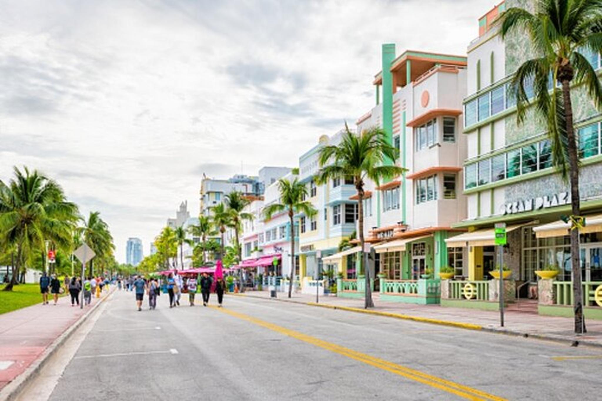 Miami Walking Food Tour - Image 6
