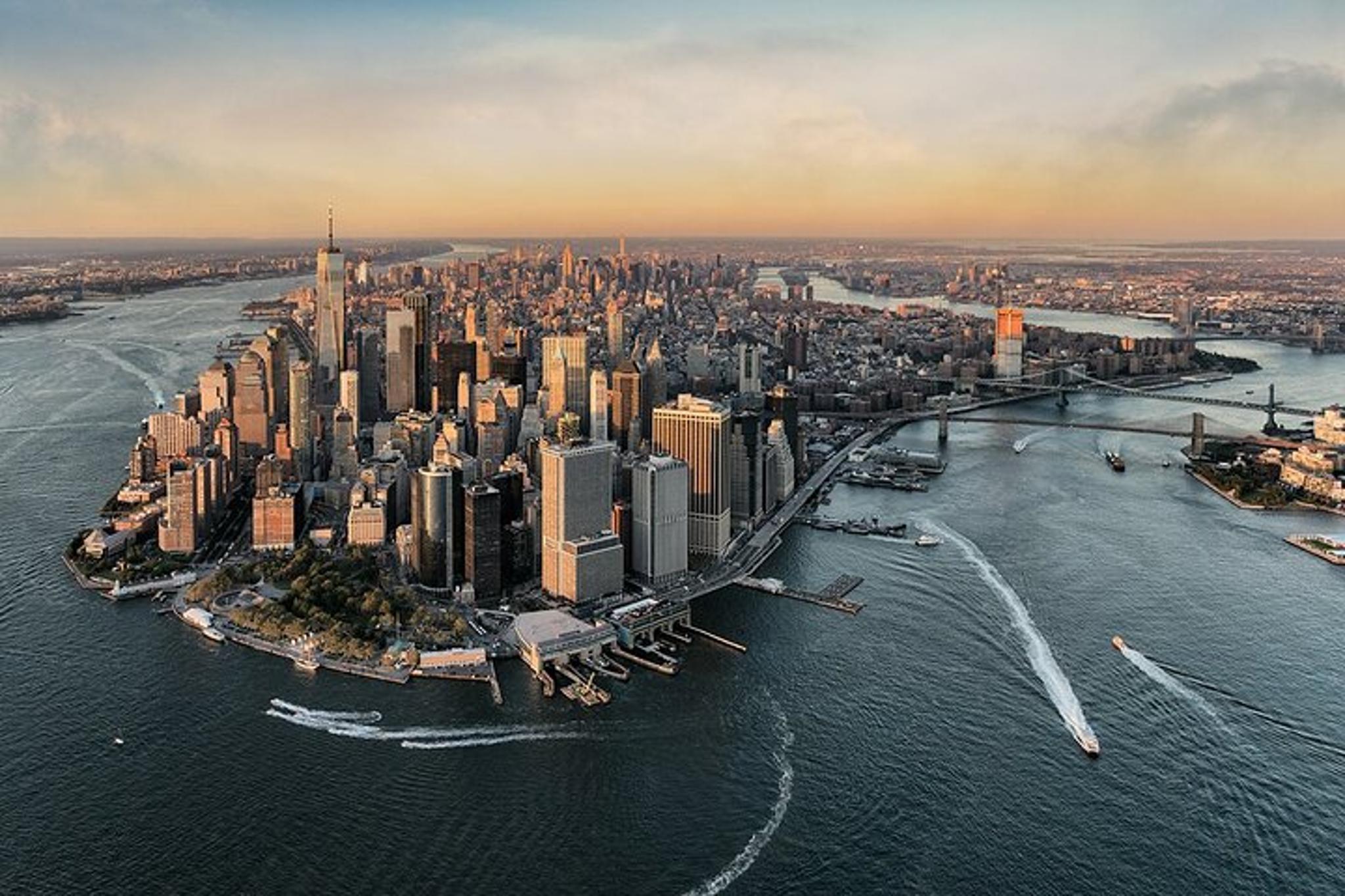 New York City Helicopter Tour from Westchester - Image 4