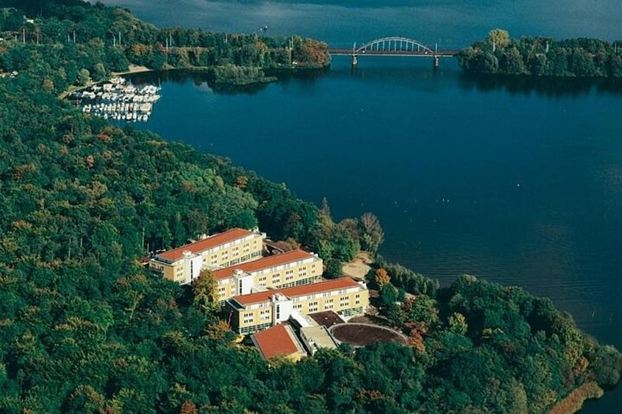 Berlin Potsdam Private Tour by Car 6 hr - Image 4