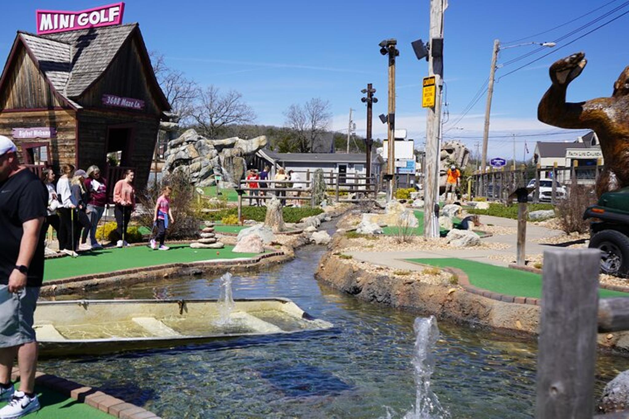 Branson Bigfoot Mini Golf - Image 3