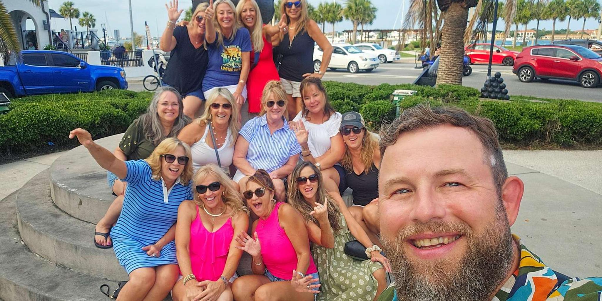 St. Augustine Walking Tour with Wine, Cocktails, and Food