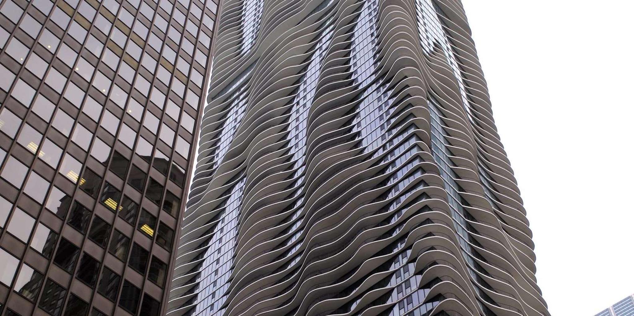 Chicago Downtown Guided Art Walking Tour