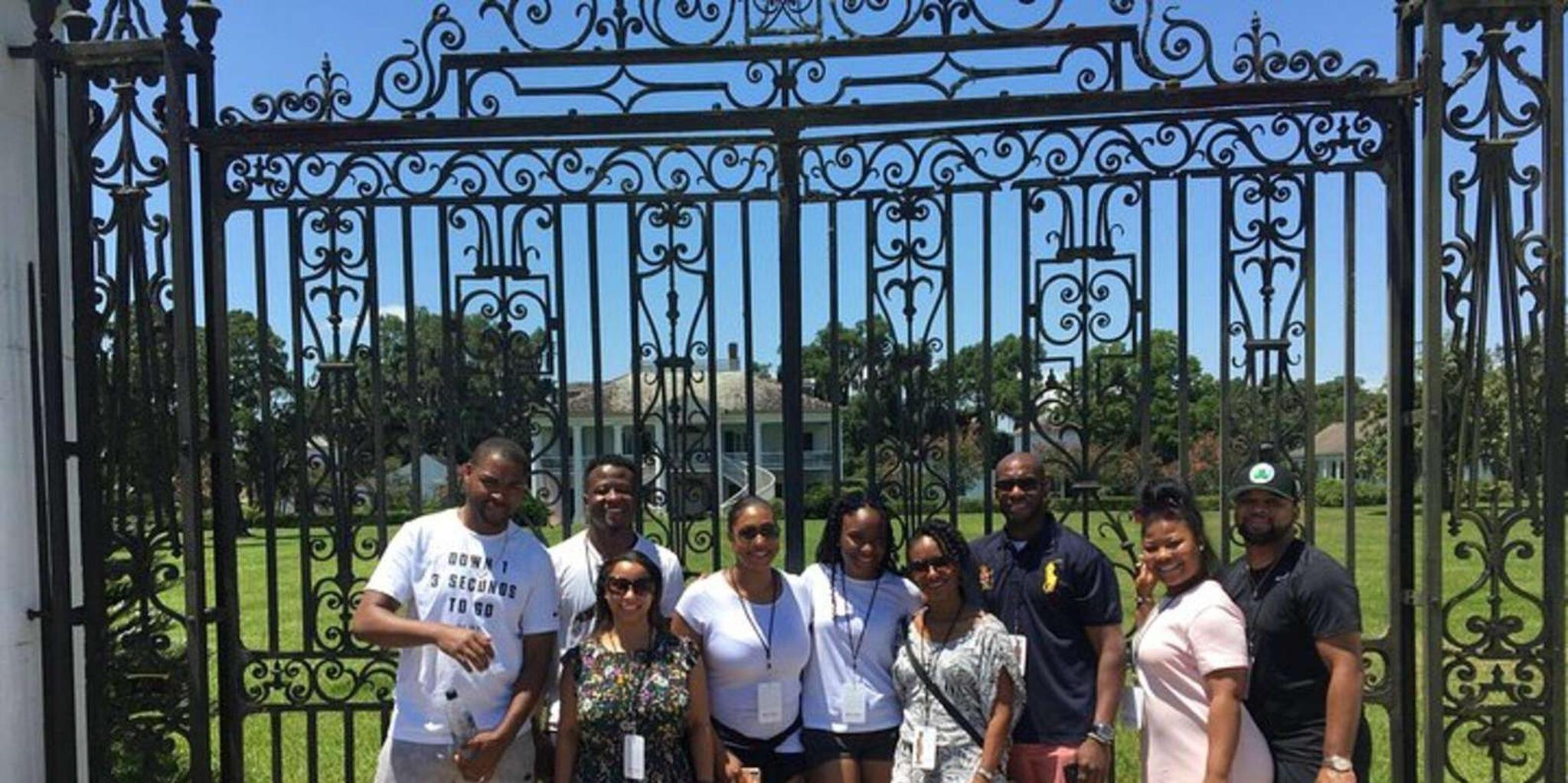 New Orleans Oak Alley and Laura Plantation Tour - Image 4