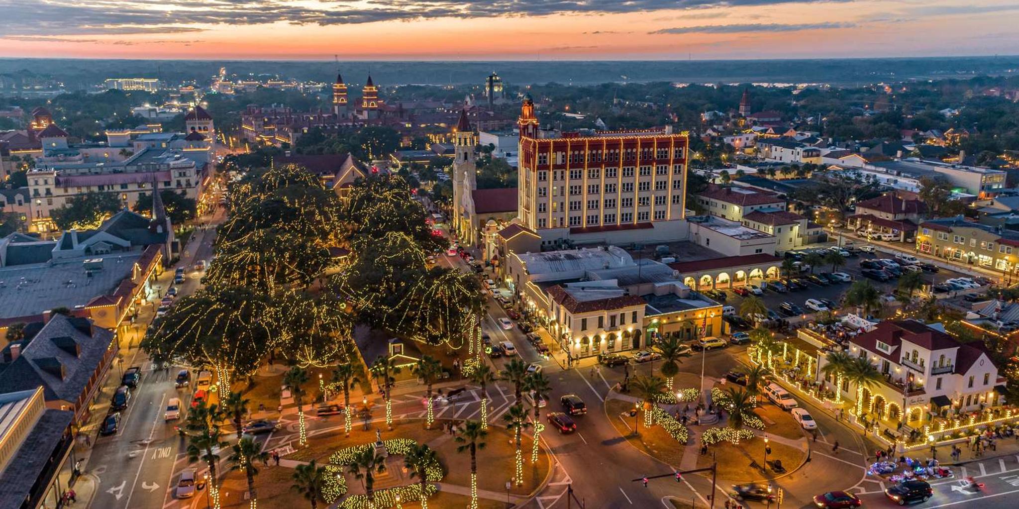 St. Augustine Nights of Lights Trolley Tour - Image 3