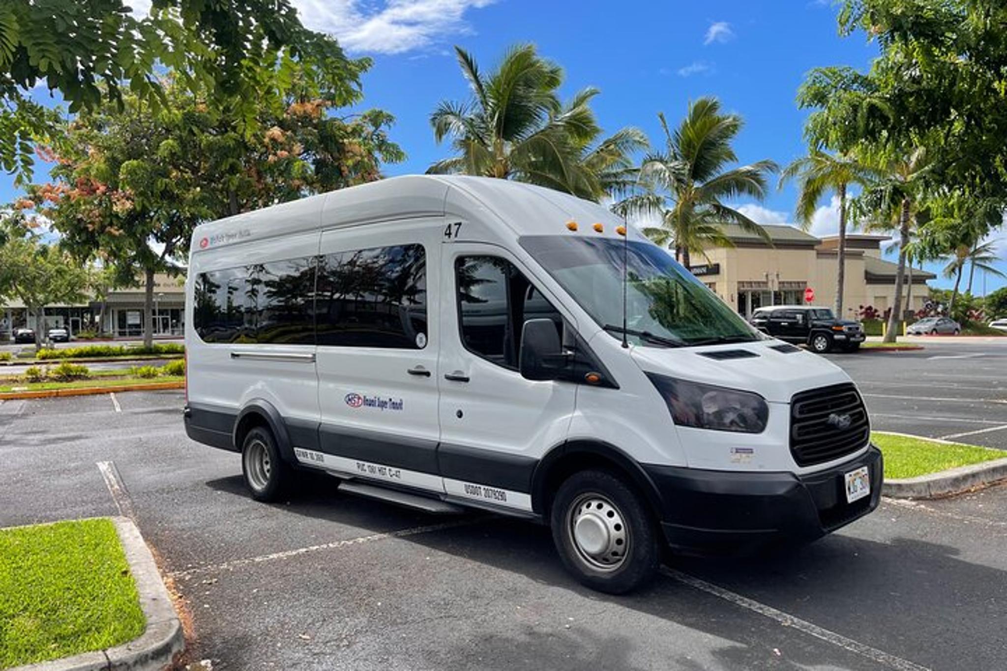 Waikiki Shuttle to Waikele Premium Outlets - Image 4