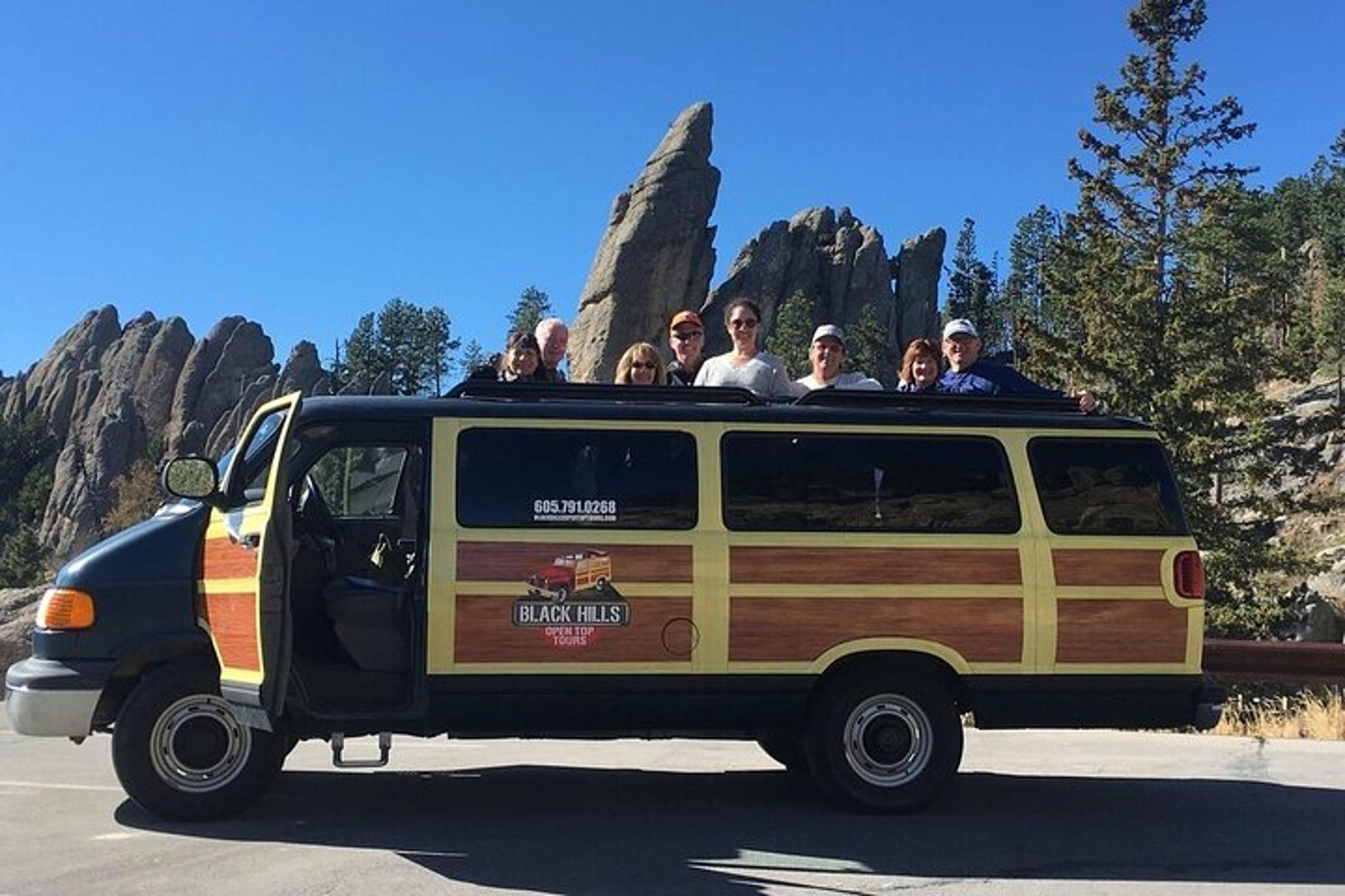 Mt Rushmore Tour with Crazy Horse and Needles - Image 6