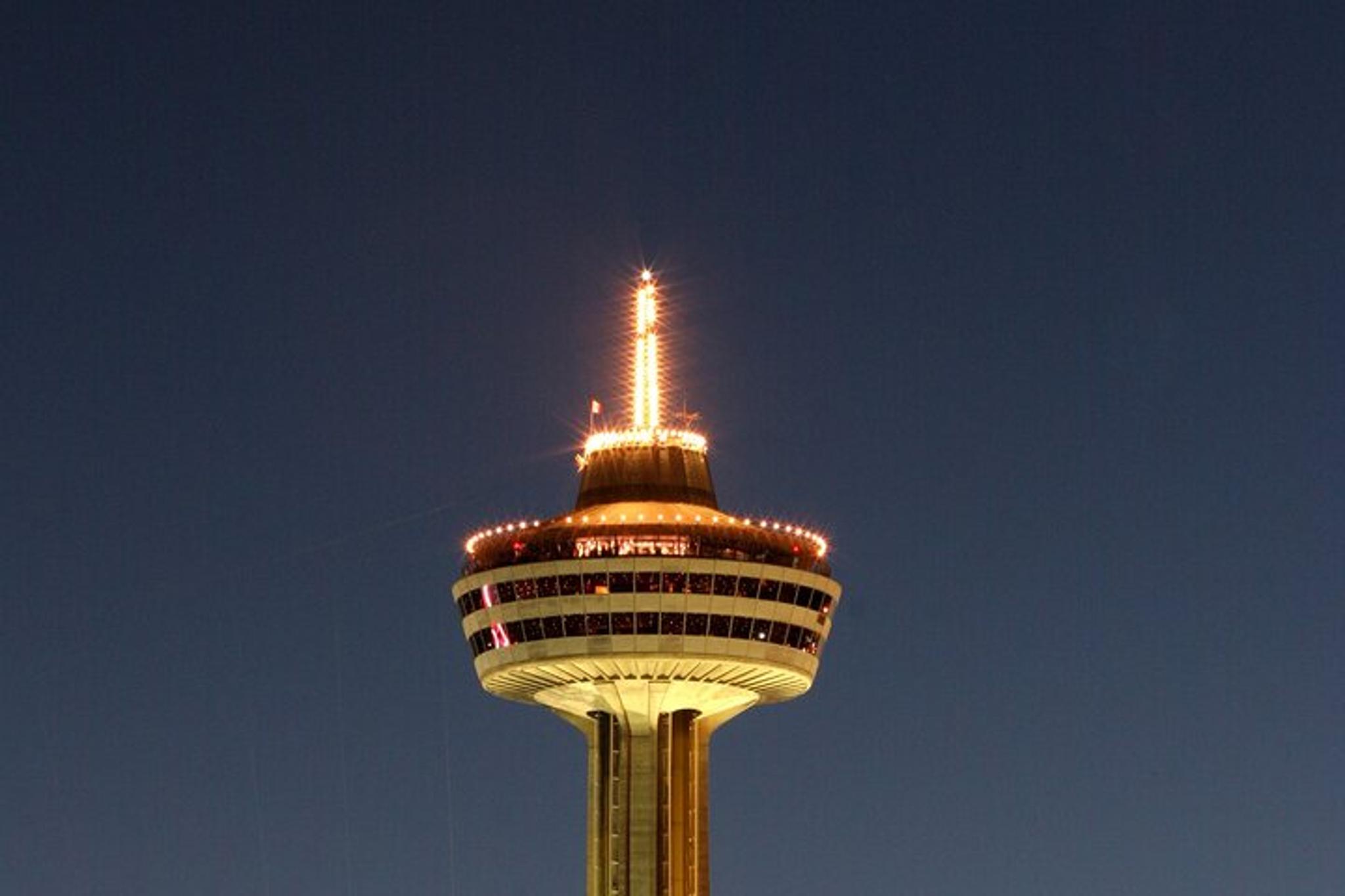 Niagara Falls Night Tour with Skylon Tower - Image 6