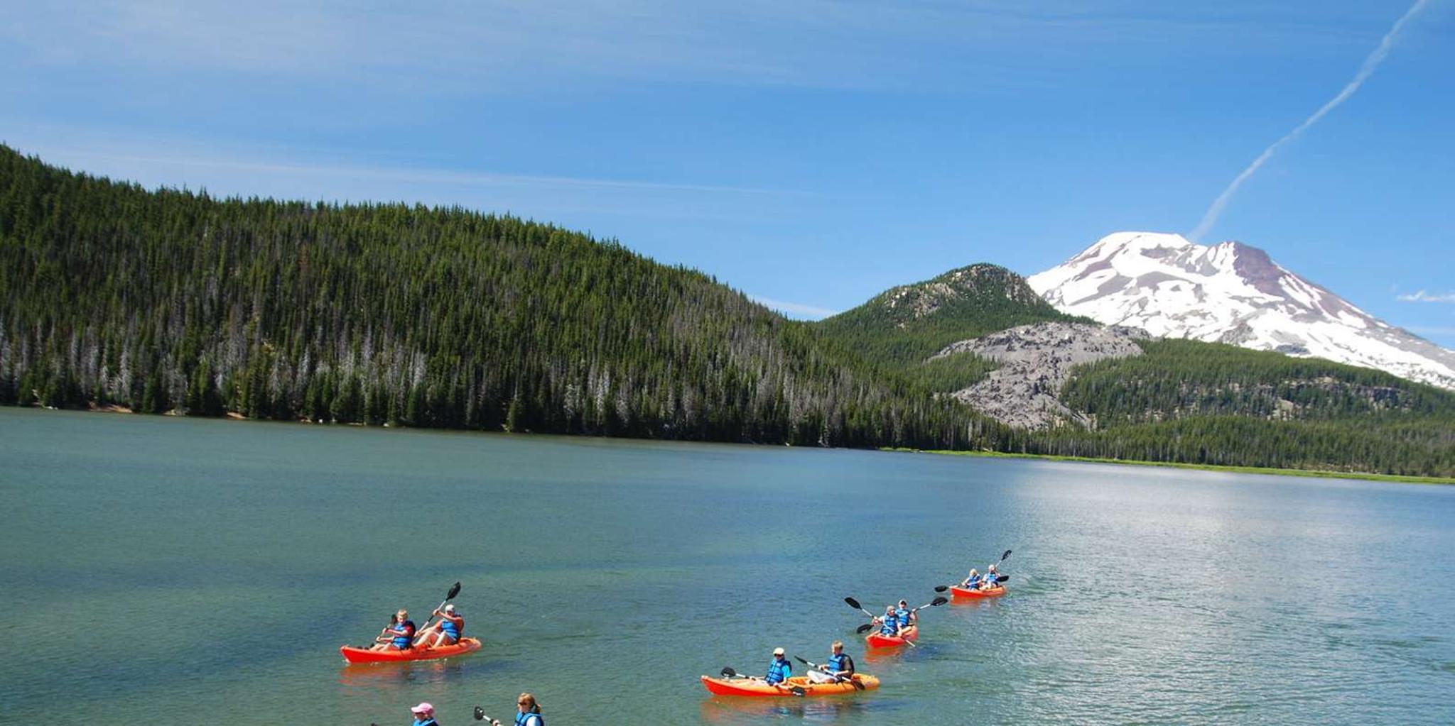 Bend Kayak Tour on the Cascade Lakes - Image 2