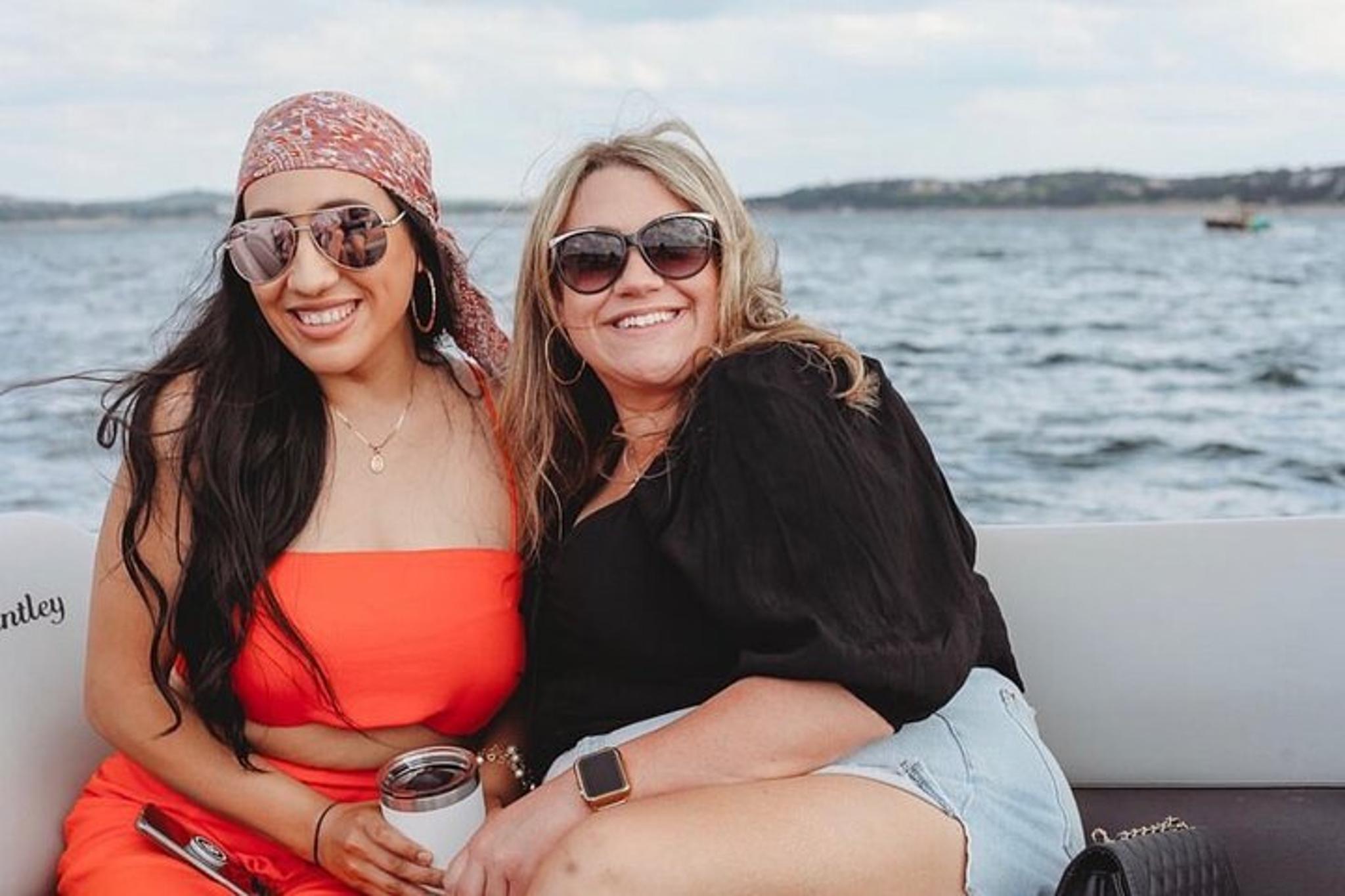 Austin Lake Travis Barge Crawl Bar Hopping Tour - Image 6