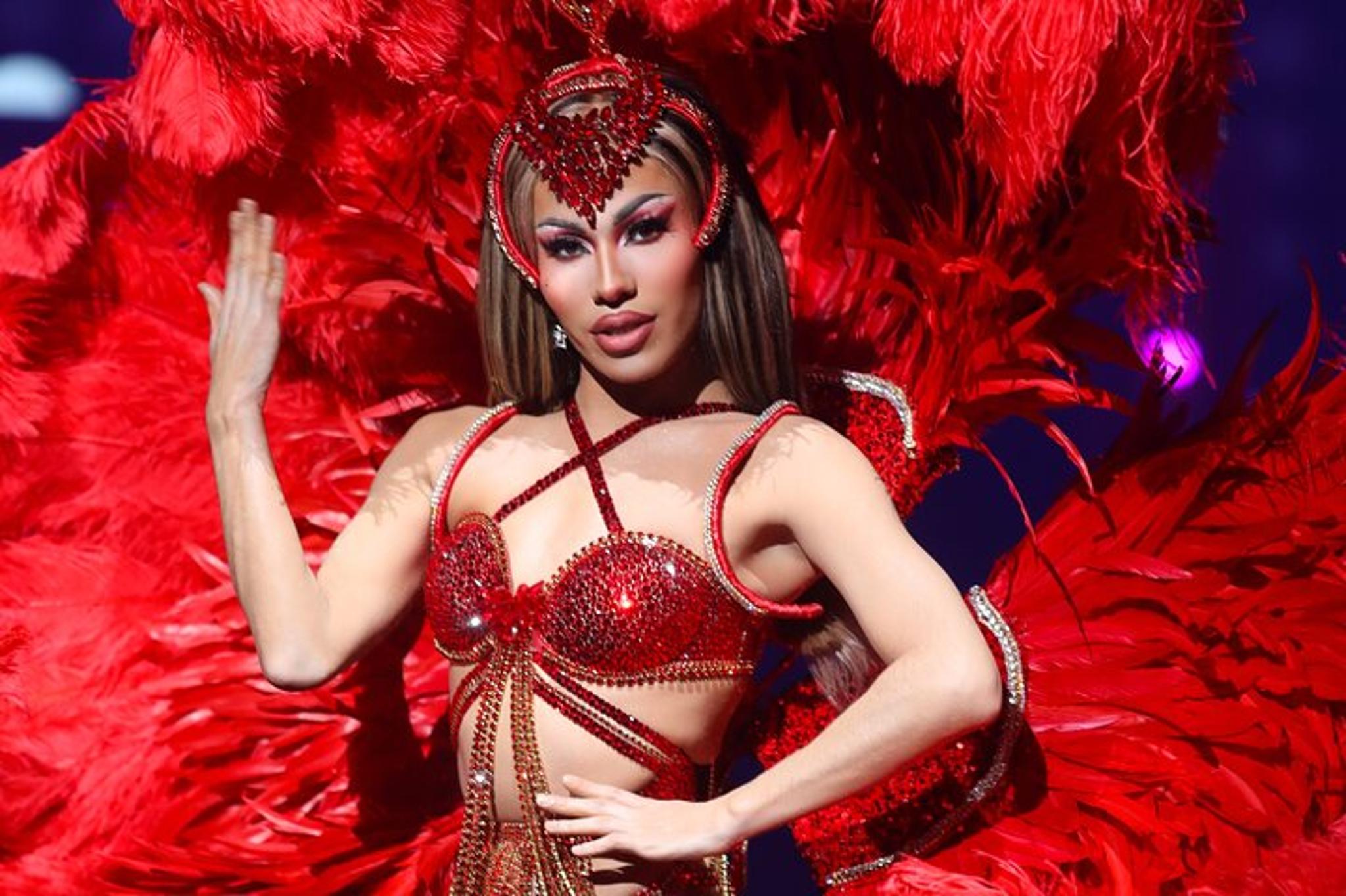 Las Vegas Drag Show at Flamingo - Image 5