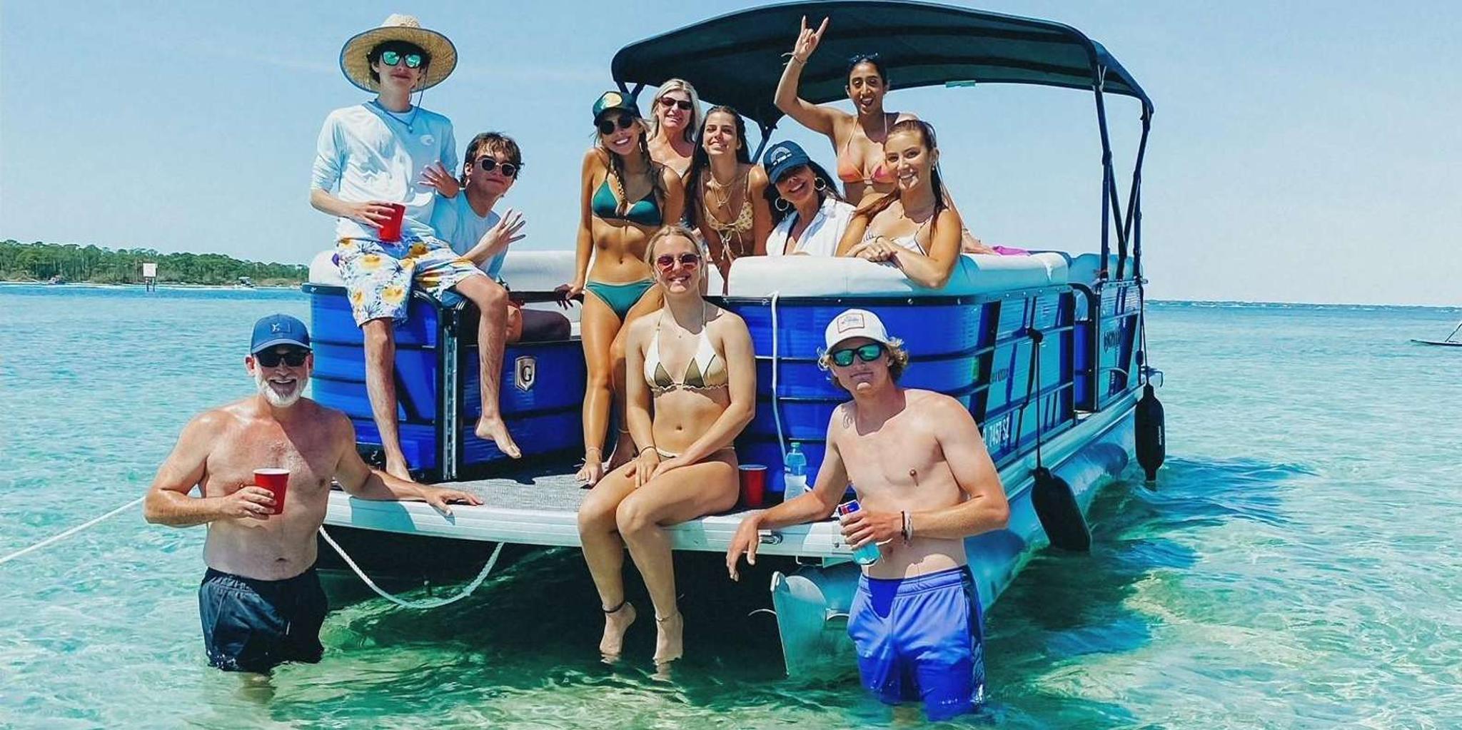 Fort Walton Pontoon Boat Rental to Crab Island - Image 2