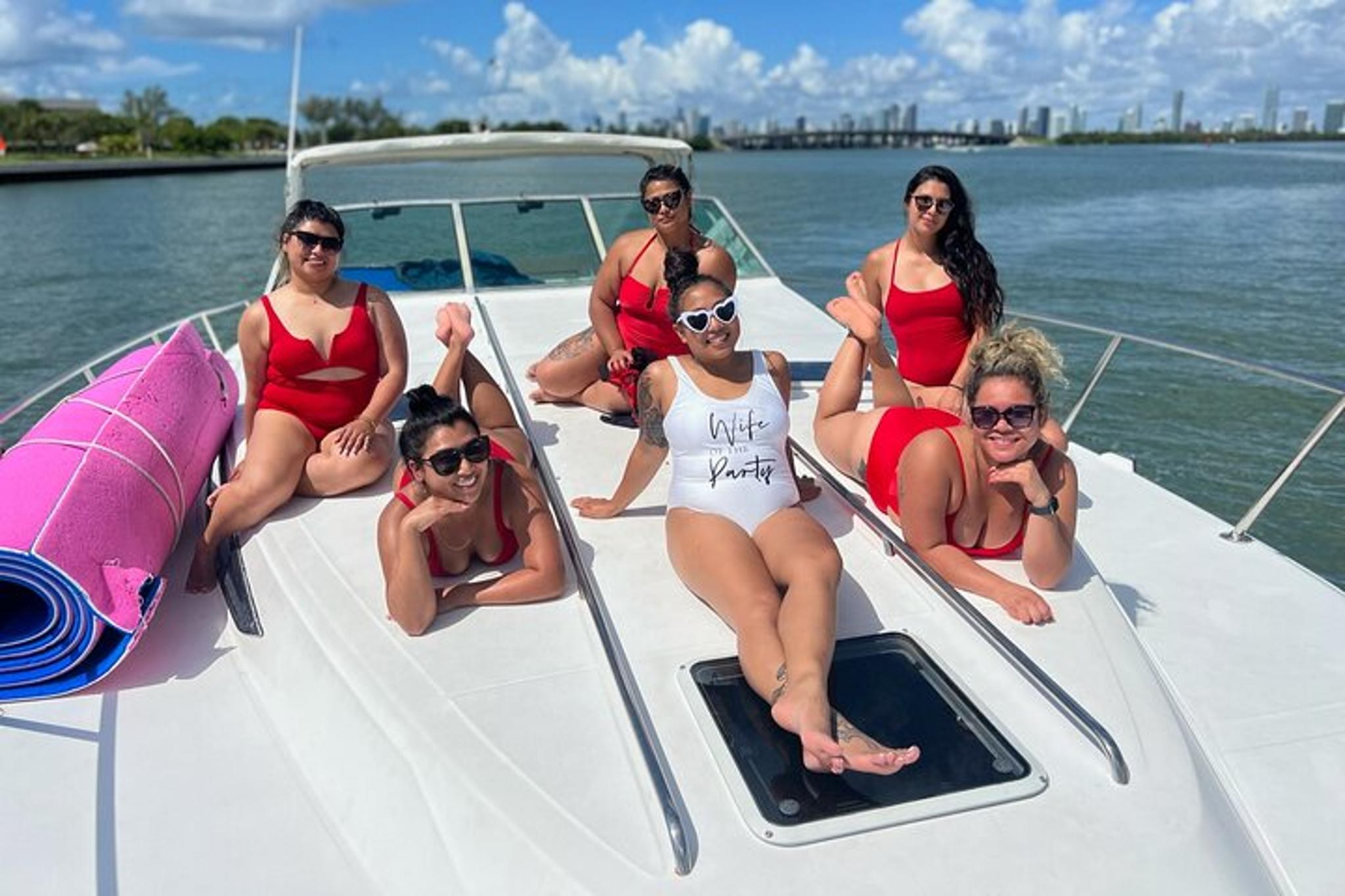 Miami Yacht Tour with Captain and Party - Image 5