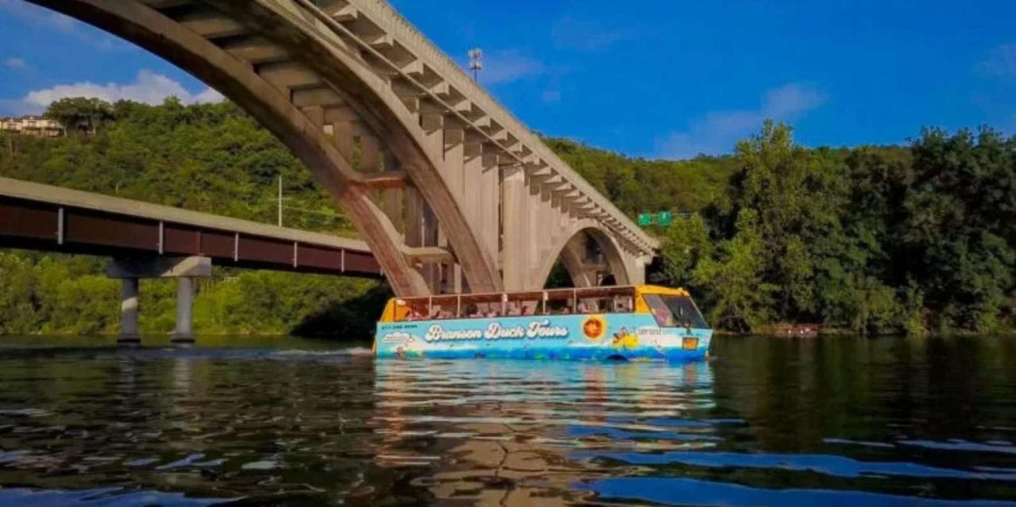 Branson Duck Tour on Lake Taneycomo 1.5 hr - Image 3