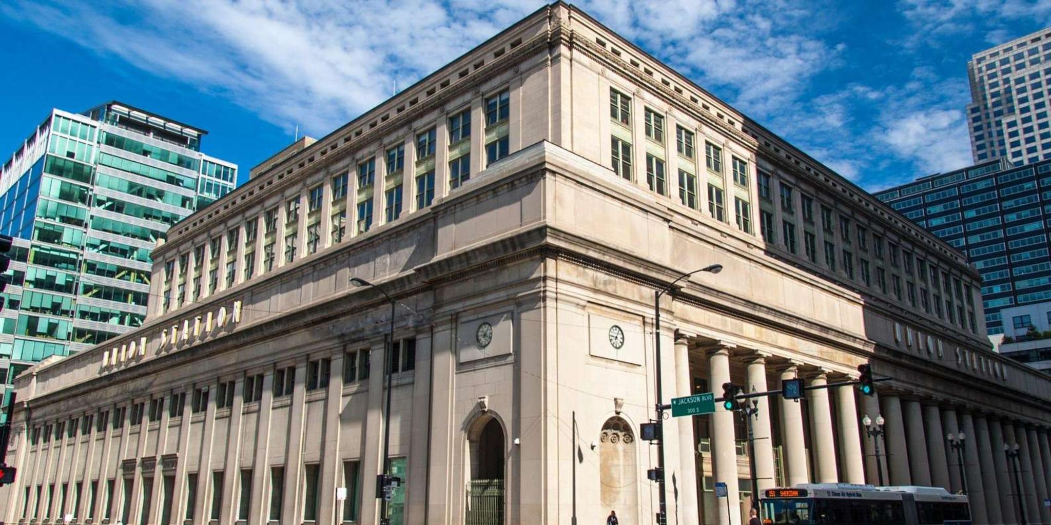 Chicago Architecture and Aesthetics Tour - Image 5