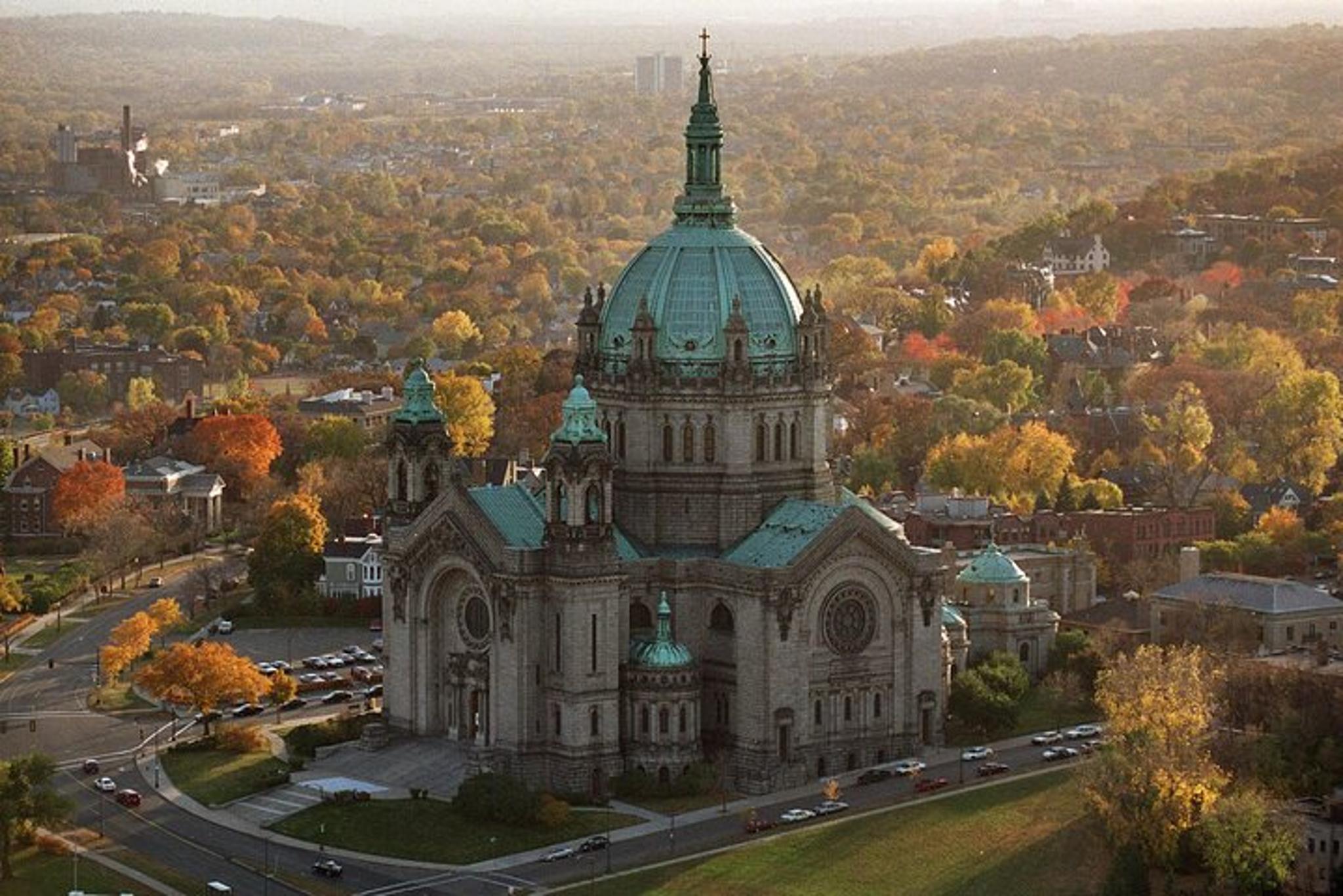 St. Paul Tour & Mississippi River Cruise - Image 3