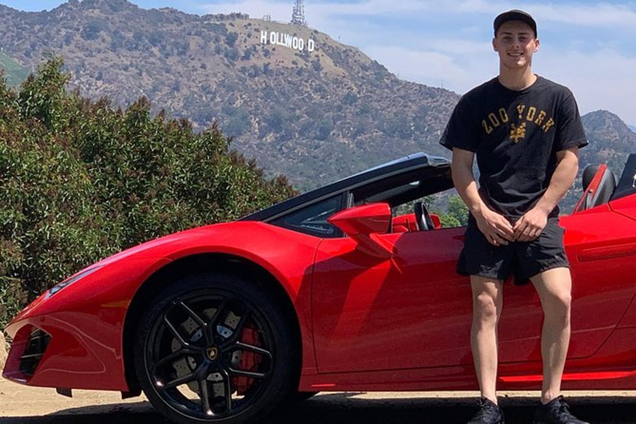 Los Angeles Driving Tour in a Lamborghini 30 Min - Image 2