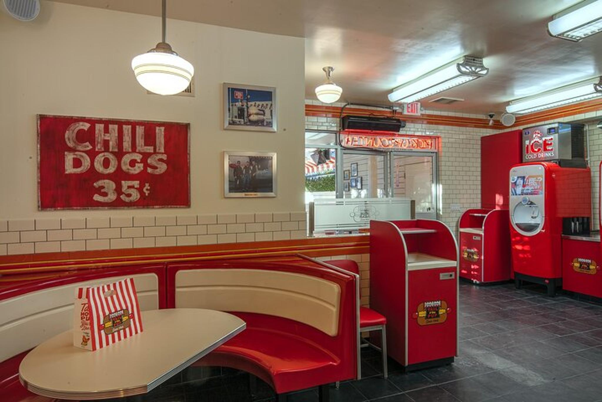 Los Angeles Historical Tour at Tail O' the Pup 1 hr - Image 5