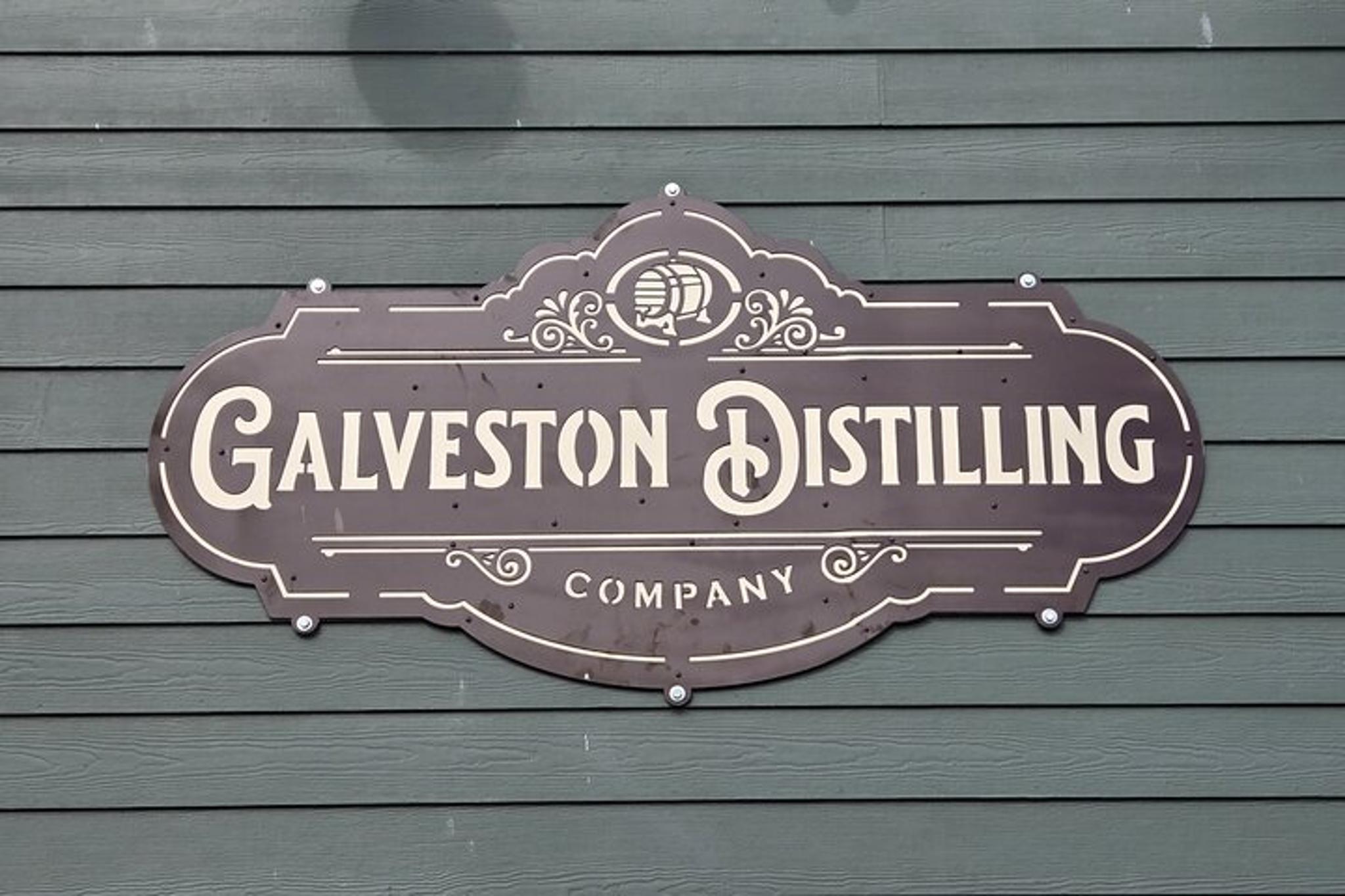 Galveston Pub Crawl in the Red Light District - Image 2