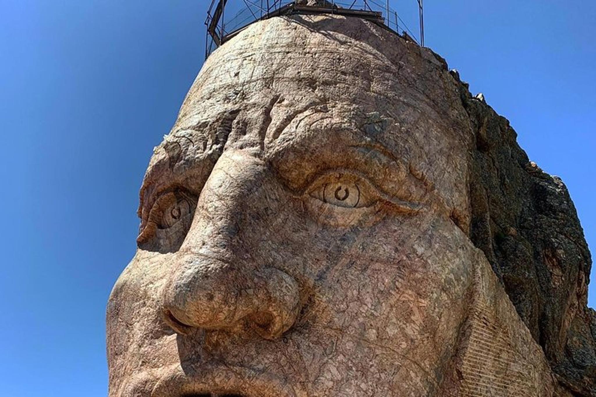 South Dakota Monument Tour: Mt Rushmore & Crazy Horse - Image 1
