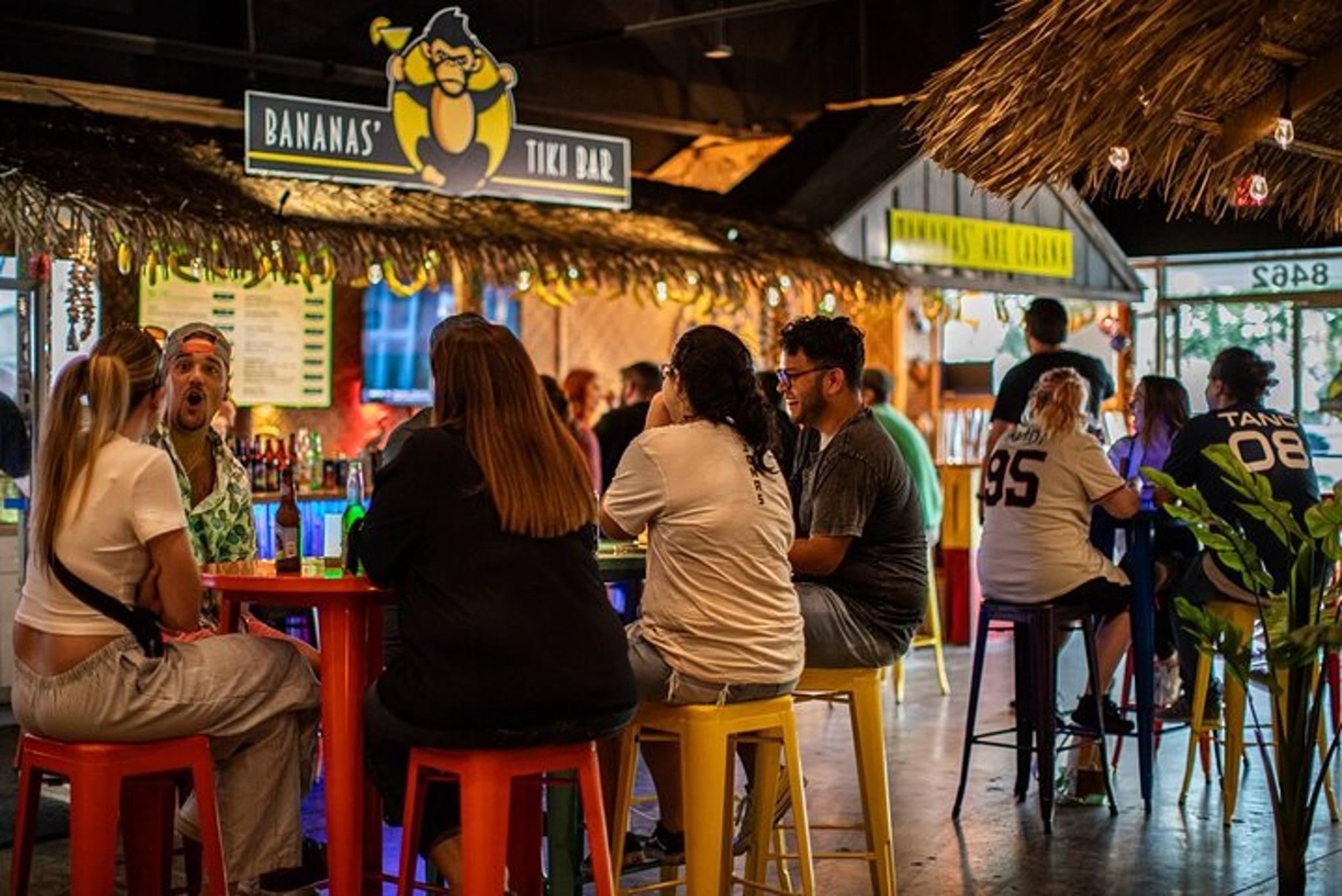 Orlando Axe Throwing Session 1 hr - Image 3