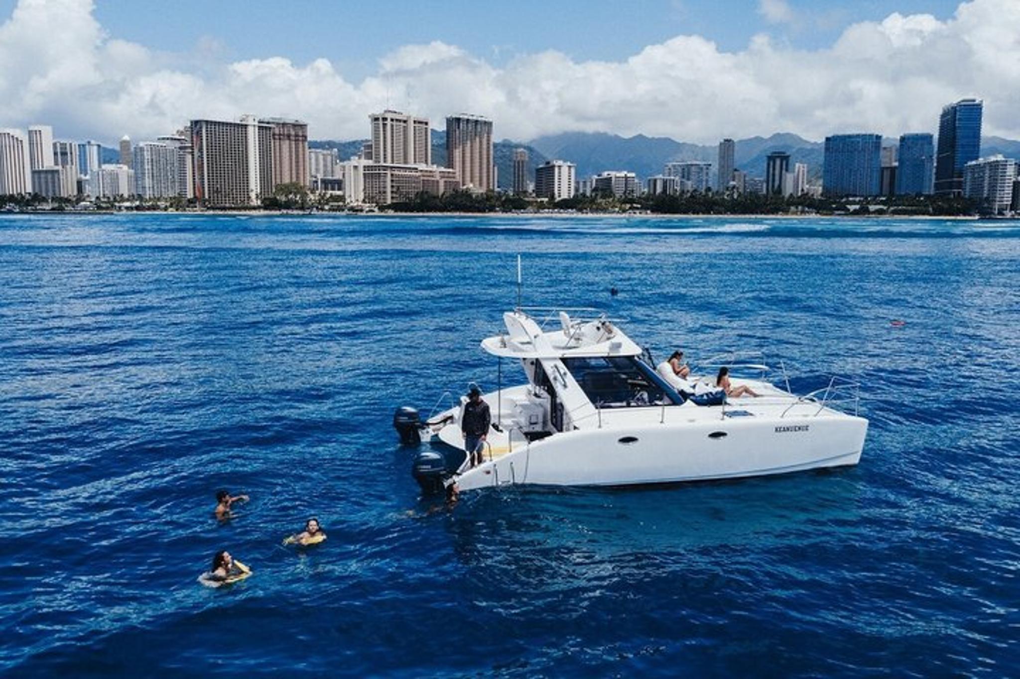 Honolulu Catamaran Snorkeling Tour - Image 3