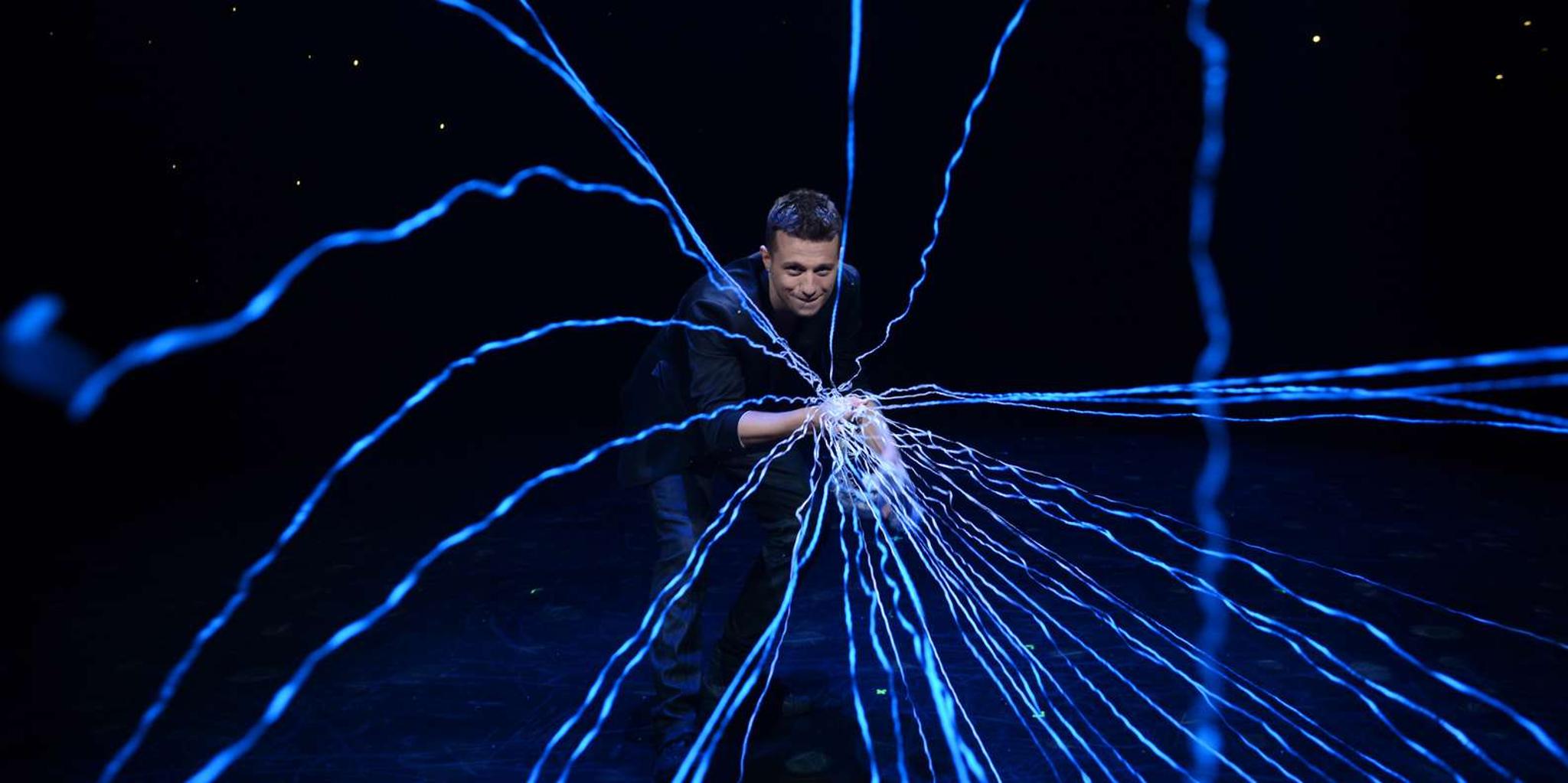 Las Vegas Mat Franco Magic Show 1.5 hr - Image 4