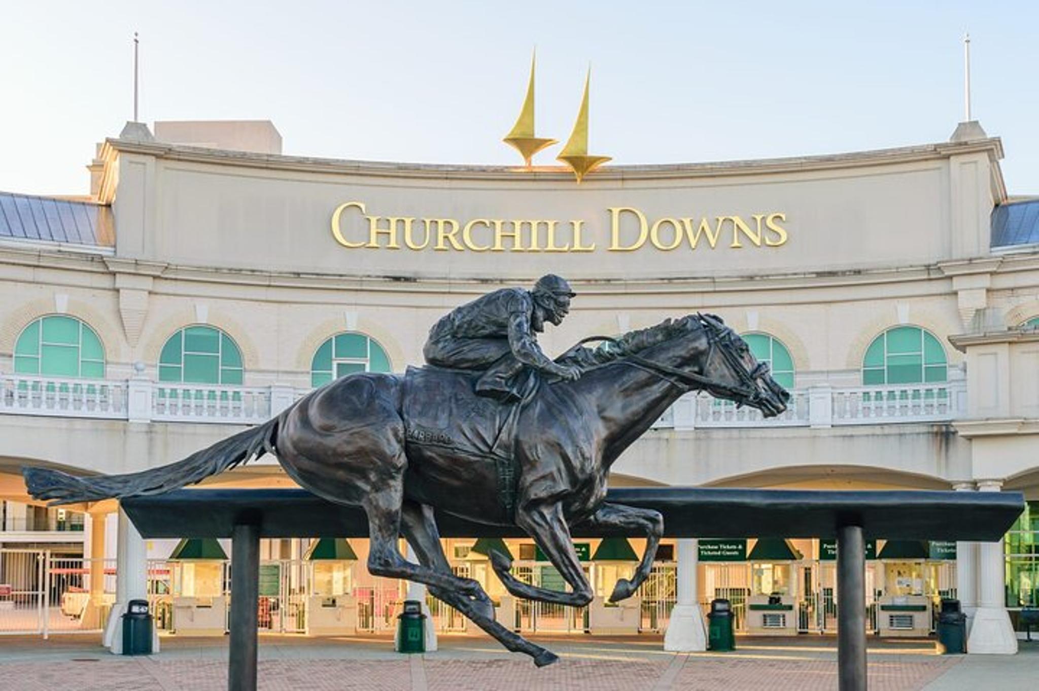 Louisville Bourbon and Churchill Downs Tour - Image 6