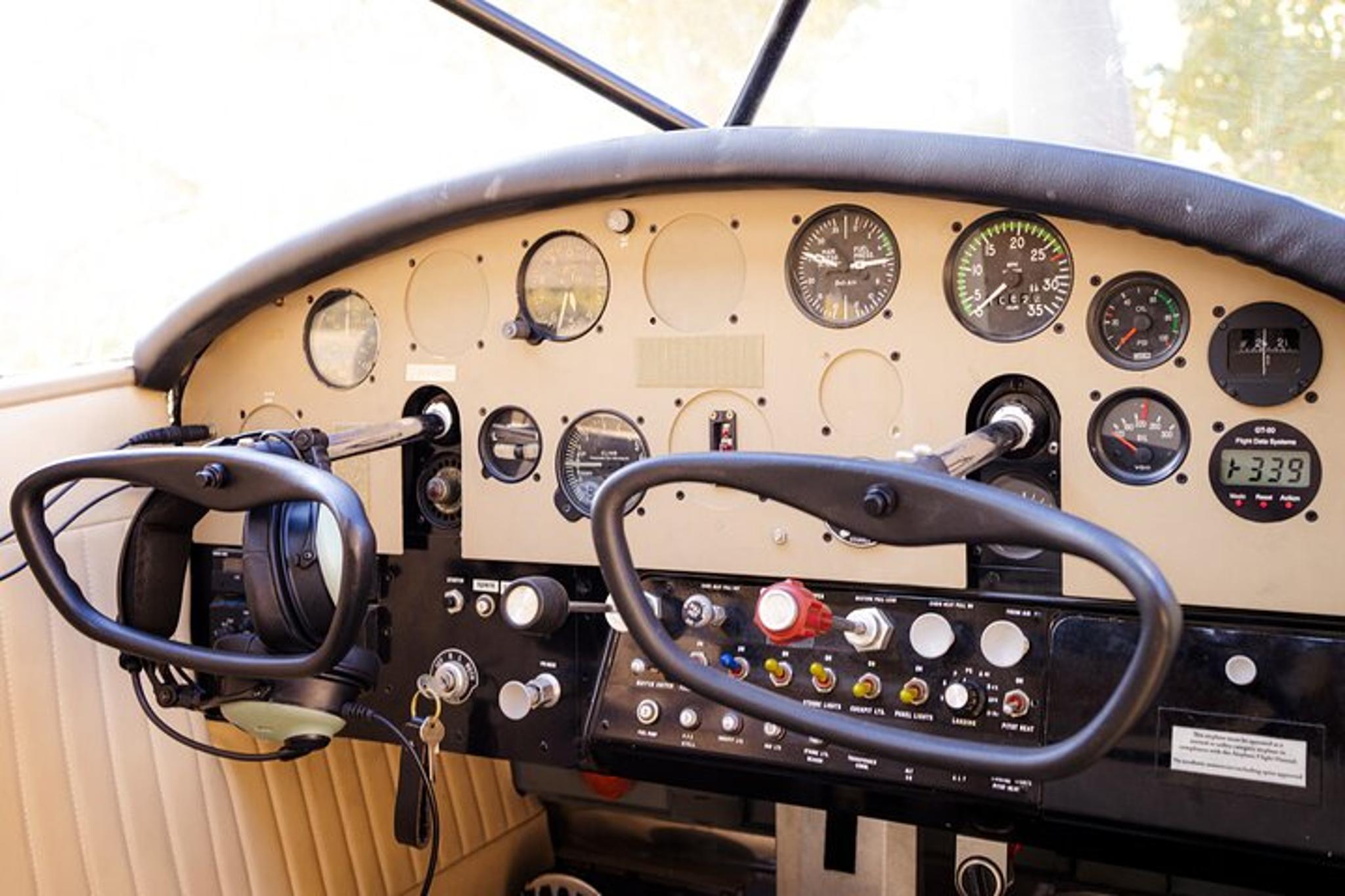 Salt Lake City Flying Tour Over Great Salt Lake - Image 5