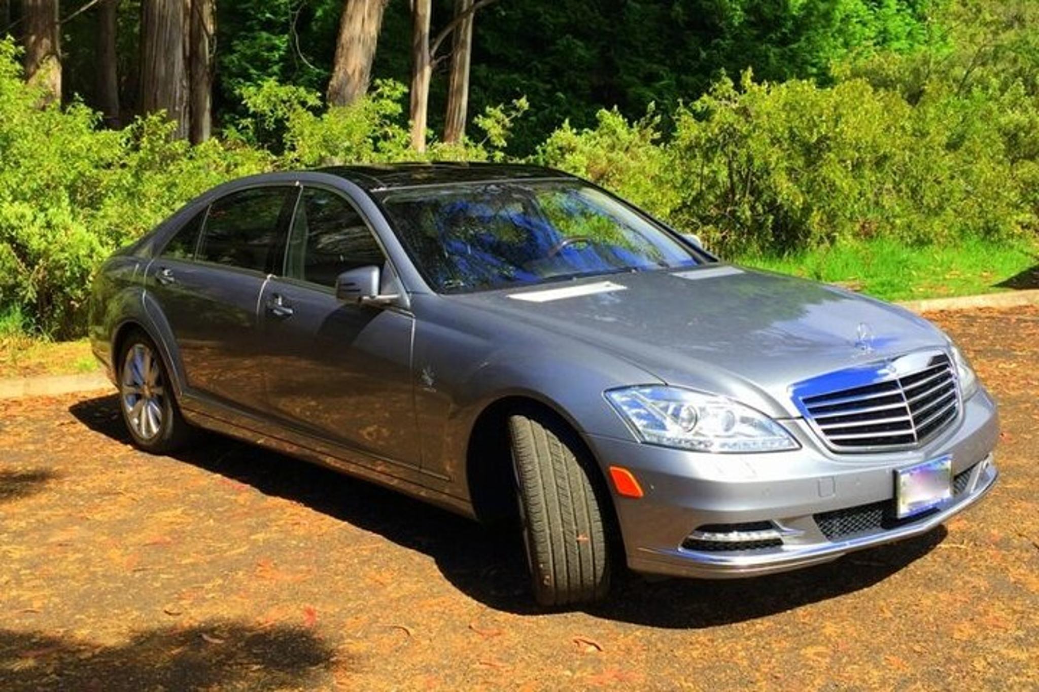 Maui Private Tour with Mercedes S-Class