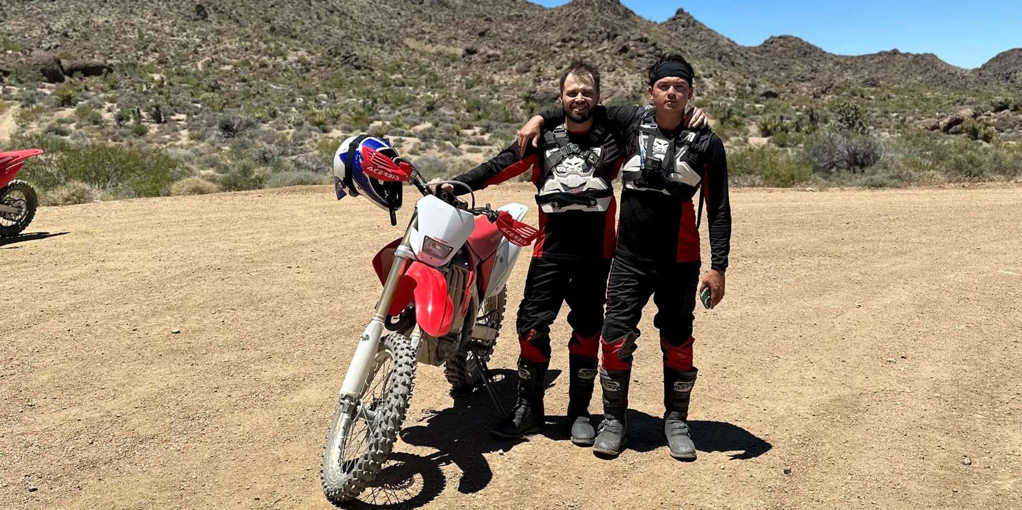 Las Vegas Dirt Bike Tour in Hidden Valley - Image 3